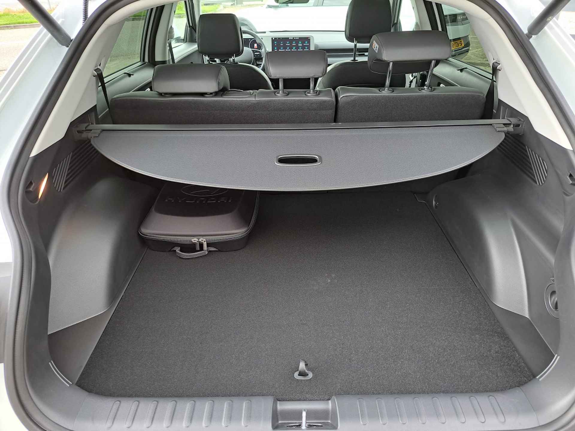 Hyundai IONIQ 5 77 kWh Lounge RWD | Navigatie | Leder stoelen | Stoel verwarming - 41/44