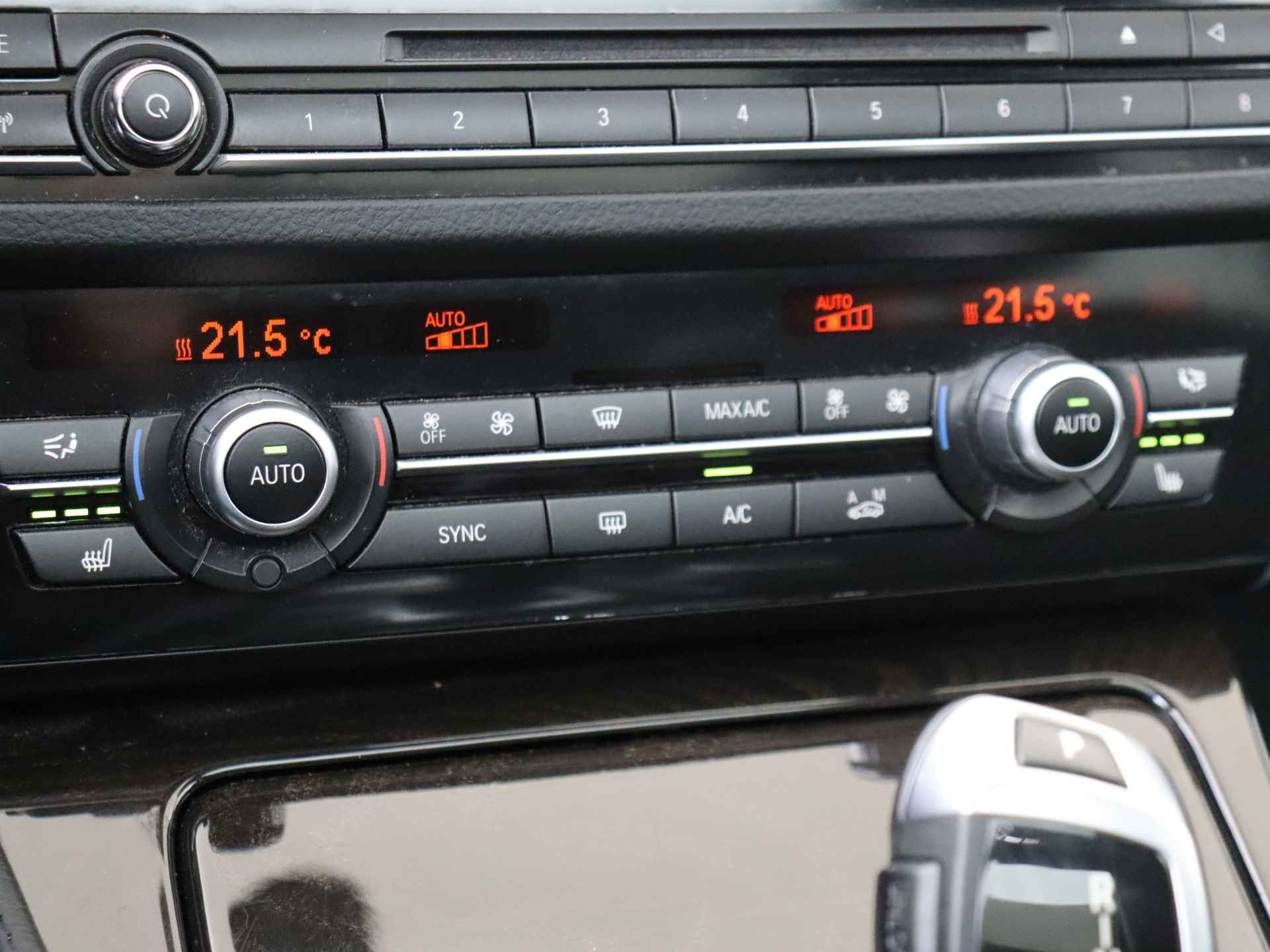 BMW 5 Serie Touring 518d High Executive Automaat | Panorama dak | Leder | Navigatie - 18/35