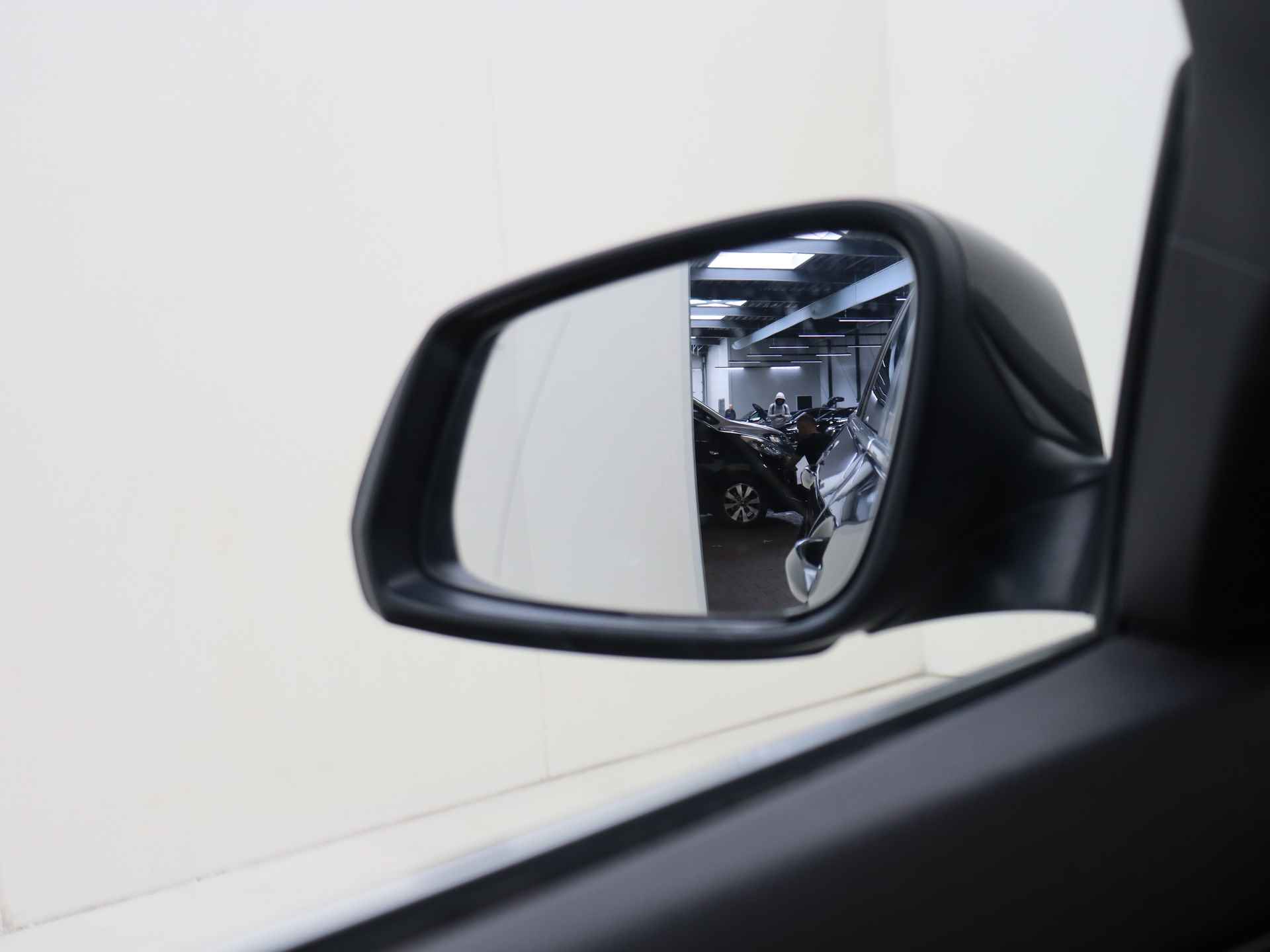 BMW 5 Serie Touring 518d High Executive Automaat | Panorama dak | Leder | Navigatie - 27/35