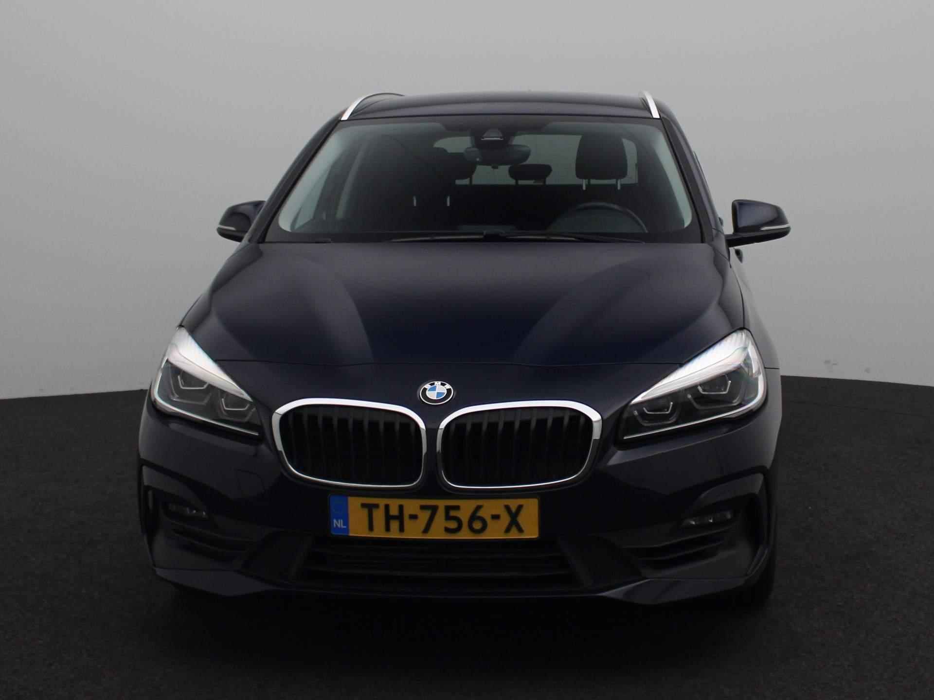 BMW 2-serie Active Tourer 218i Corporate Lease Executive | Navigatie | Lichtmetalen velgen | Climate control | parkeersensoren | - 3/29