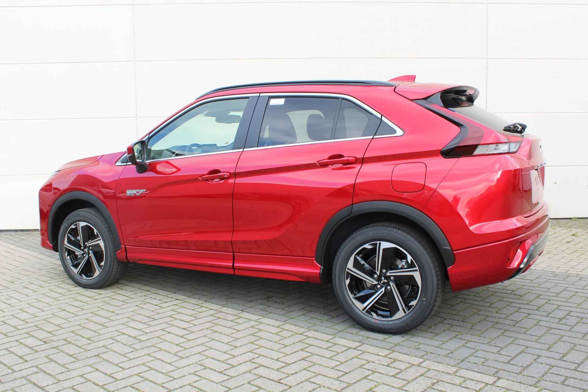 Mitsubishi Eclipse Cross 2.4 PHEV Executive / Climate & (Adaptieve) Cruise Control / Elektrisch Verstelbare Bestuurderstoel / Navigatie / Stoel- & Stuurverwarming / 360 Graden Camera / 1.500 KG Trekgewicht / - 19/42