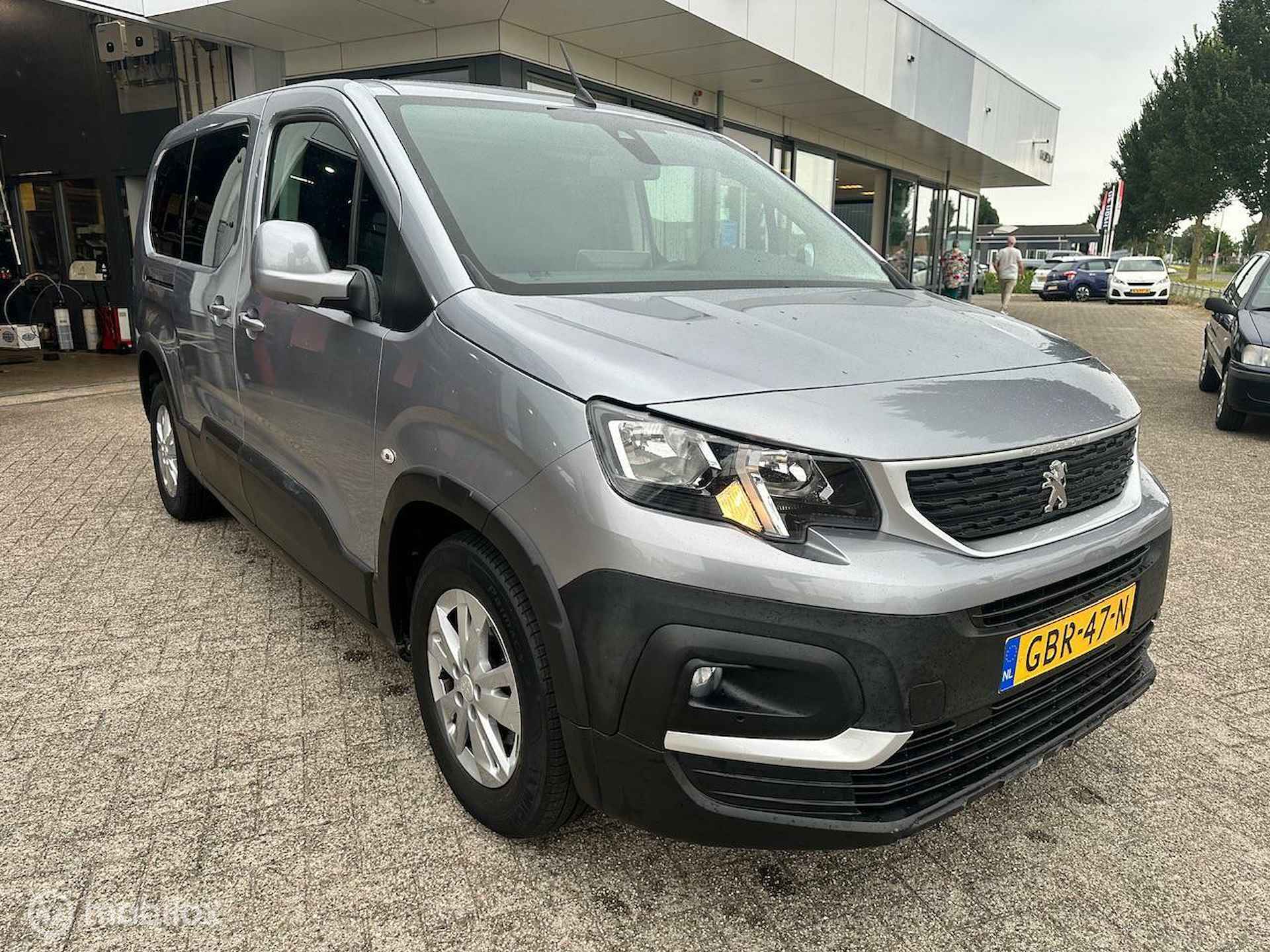 Peugeot Partner 110 PK Lengte 2 7 stoelen 12 MND BOVAG Rijklaar prijs - 3/24