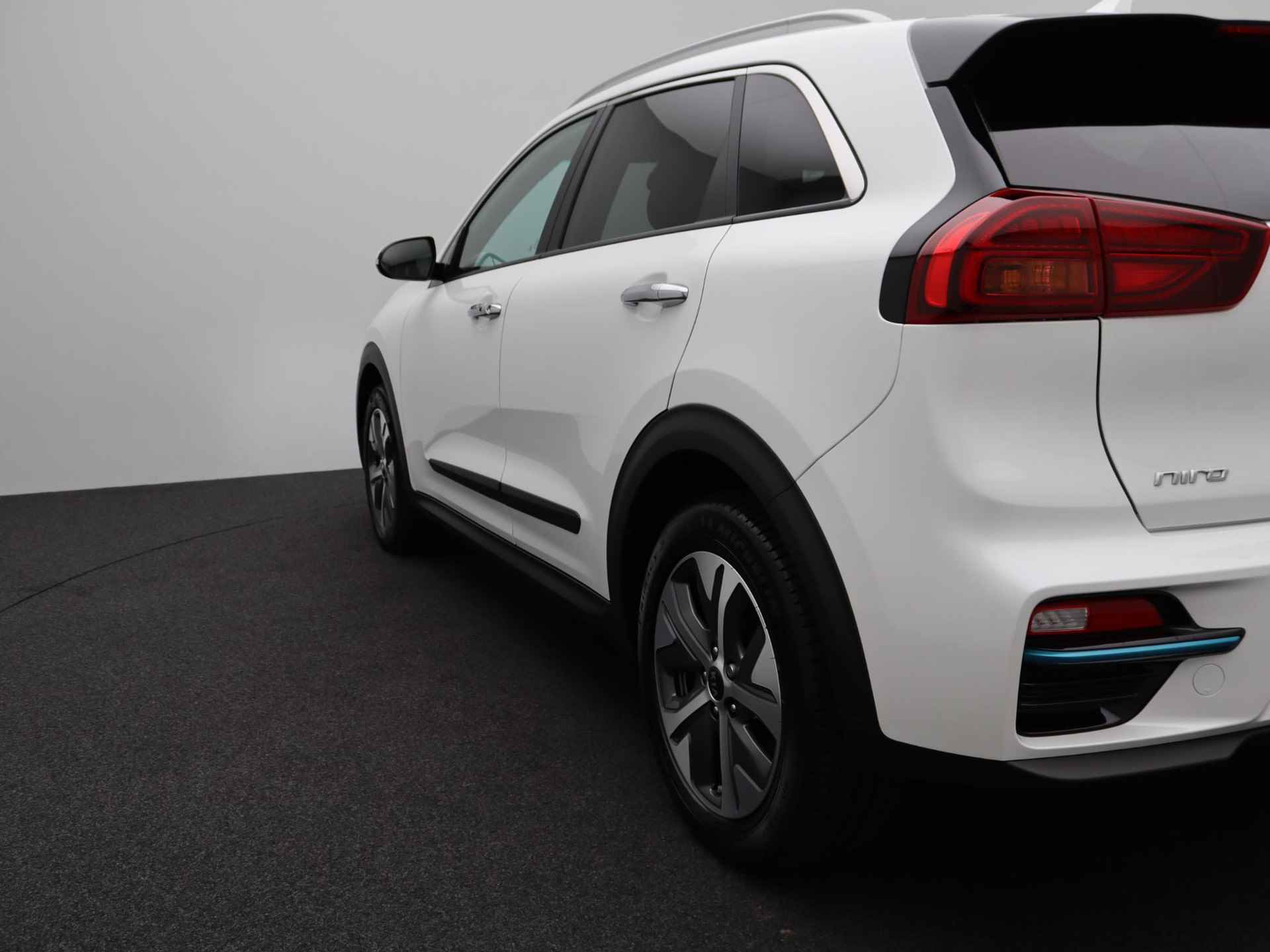 Kia e-Niro DynamicPlusLine 64 kWh | Na SEPP € 27940,- | Navi | Lichtmetalen velgen | Camera | - 39/46