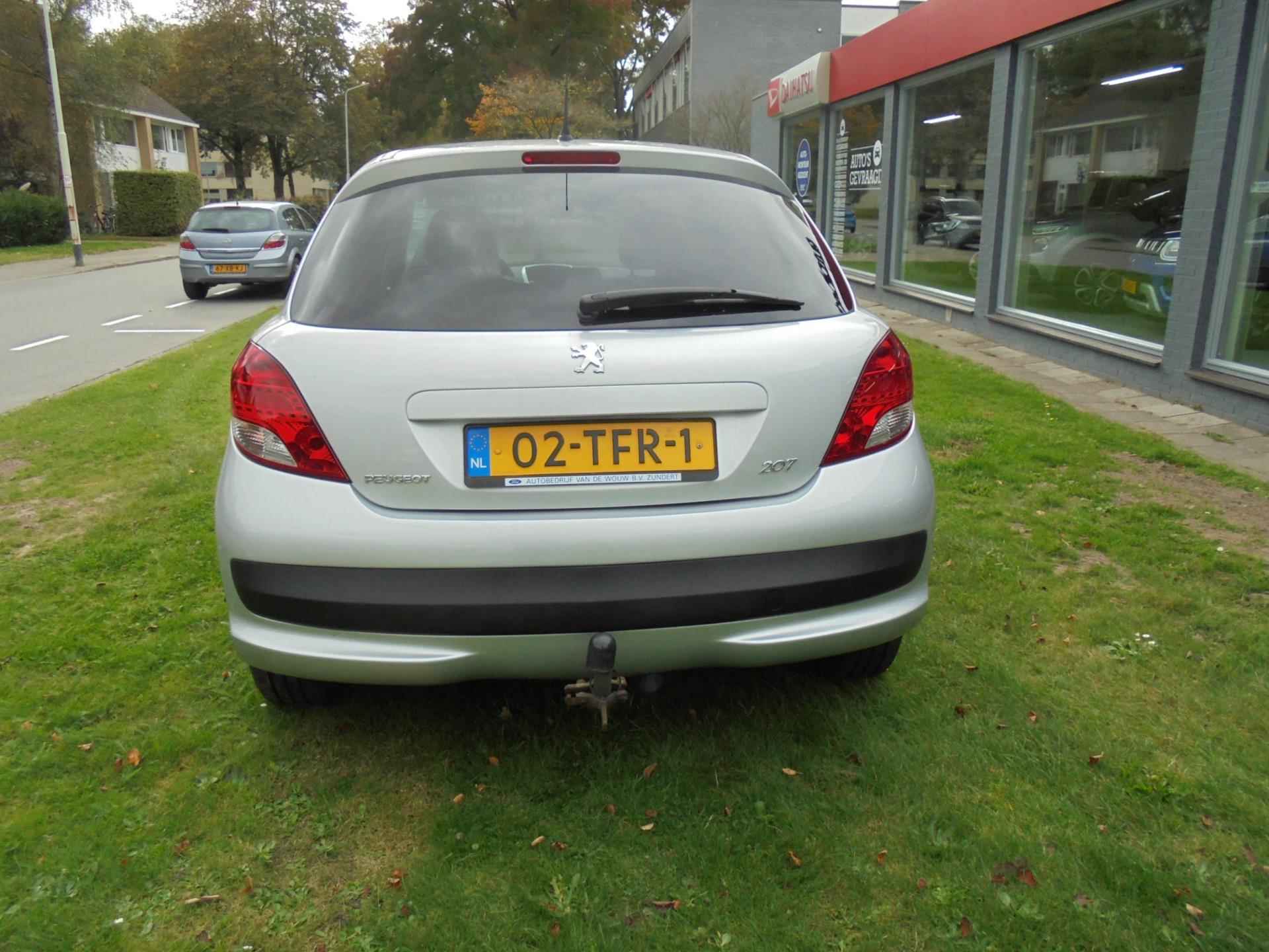 Peugeot 207 1.4 VTi Sportium 5drs, Airco, NL Auto - 16/19