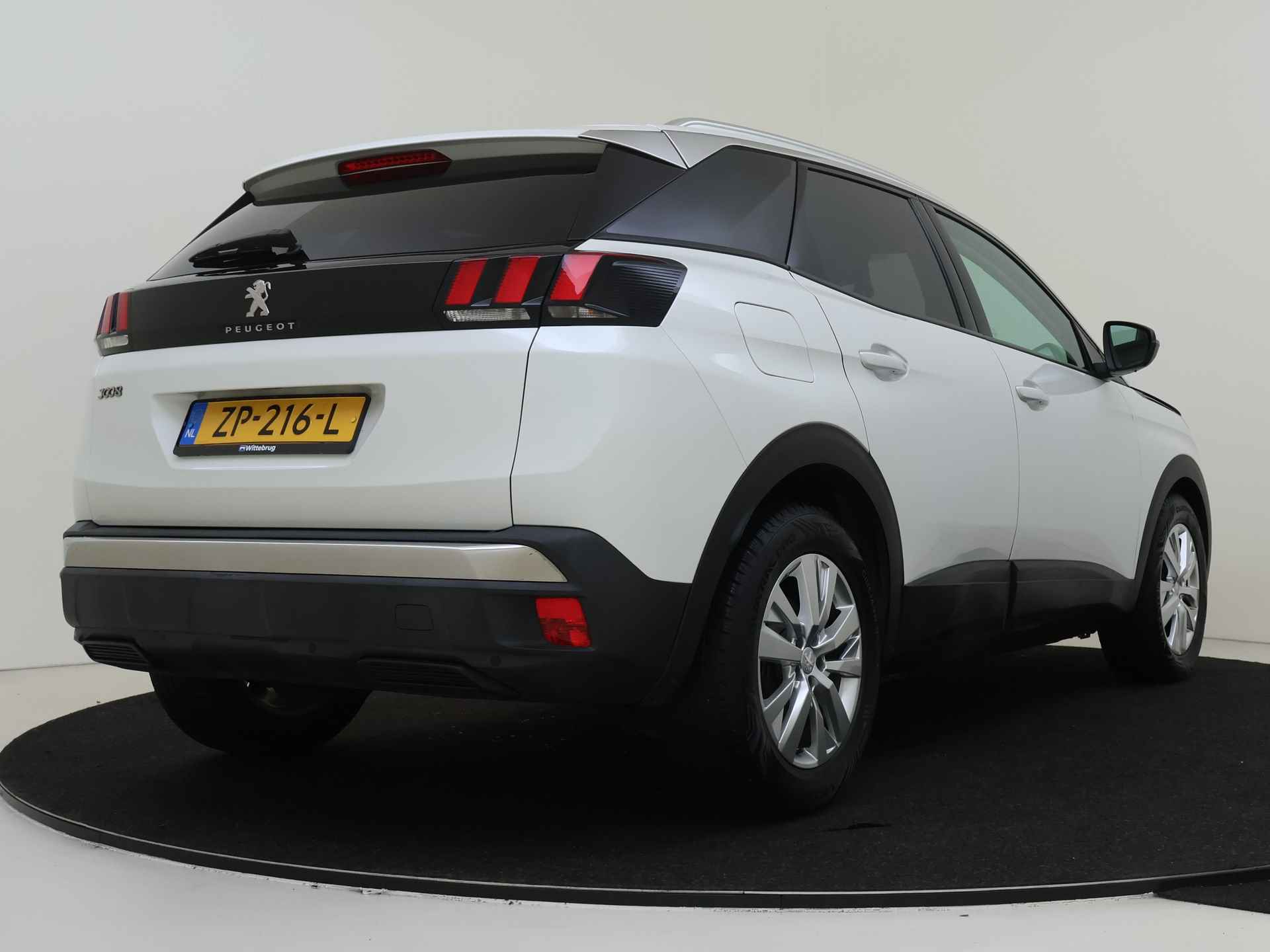 Peugeot 3008 1.2 PureTech Blue Lease Executive - 11/34