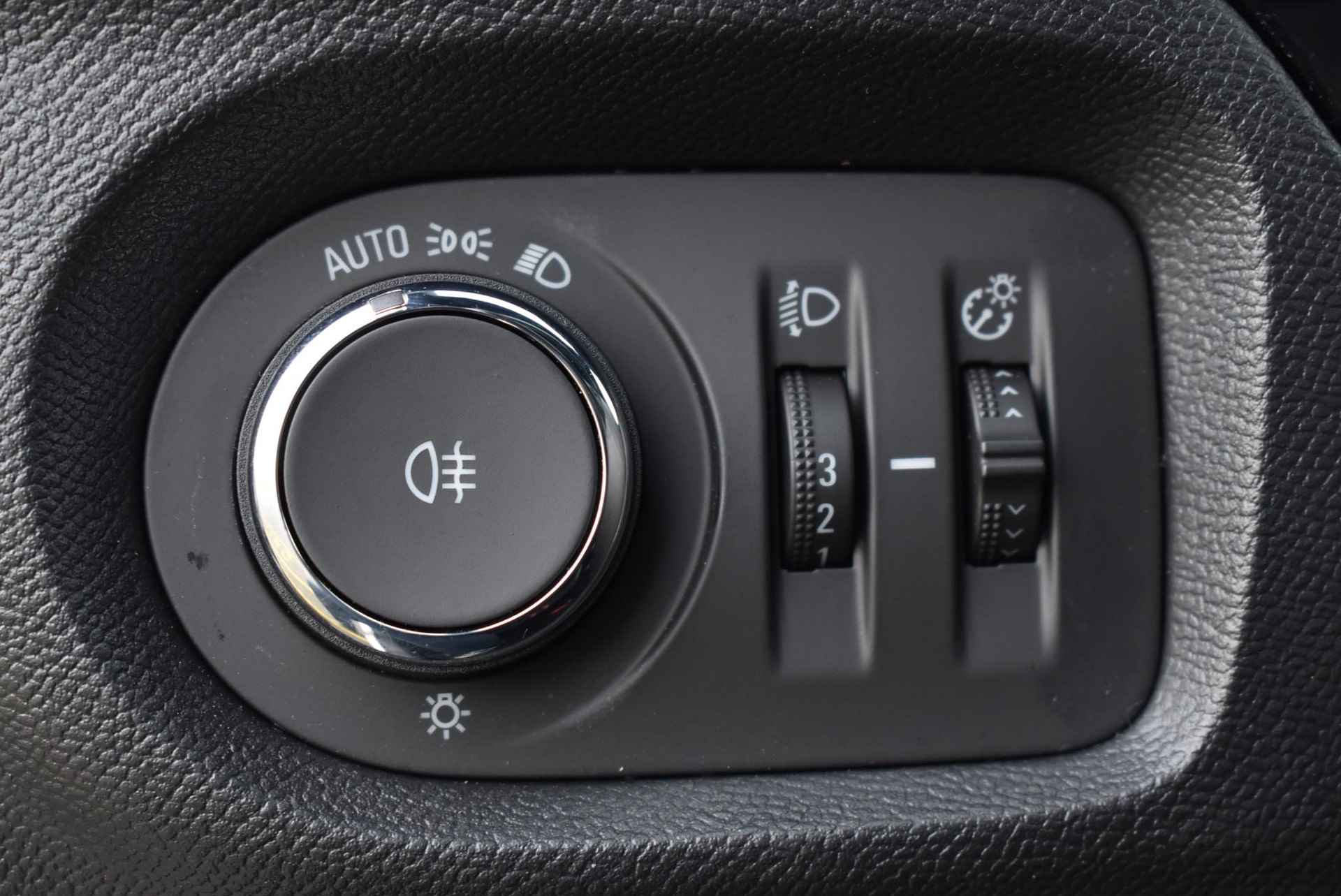 Opel Corsa 1.2 GS Line 100pk | LMV | Navigatie | Cruise | Apple Carplay/Android Auto - 19/44