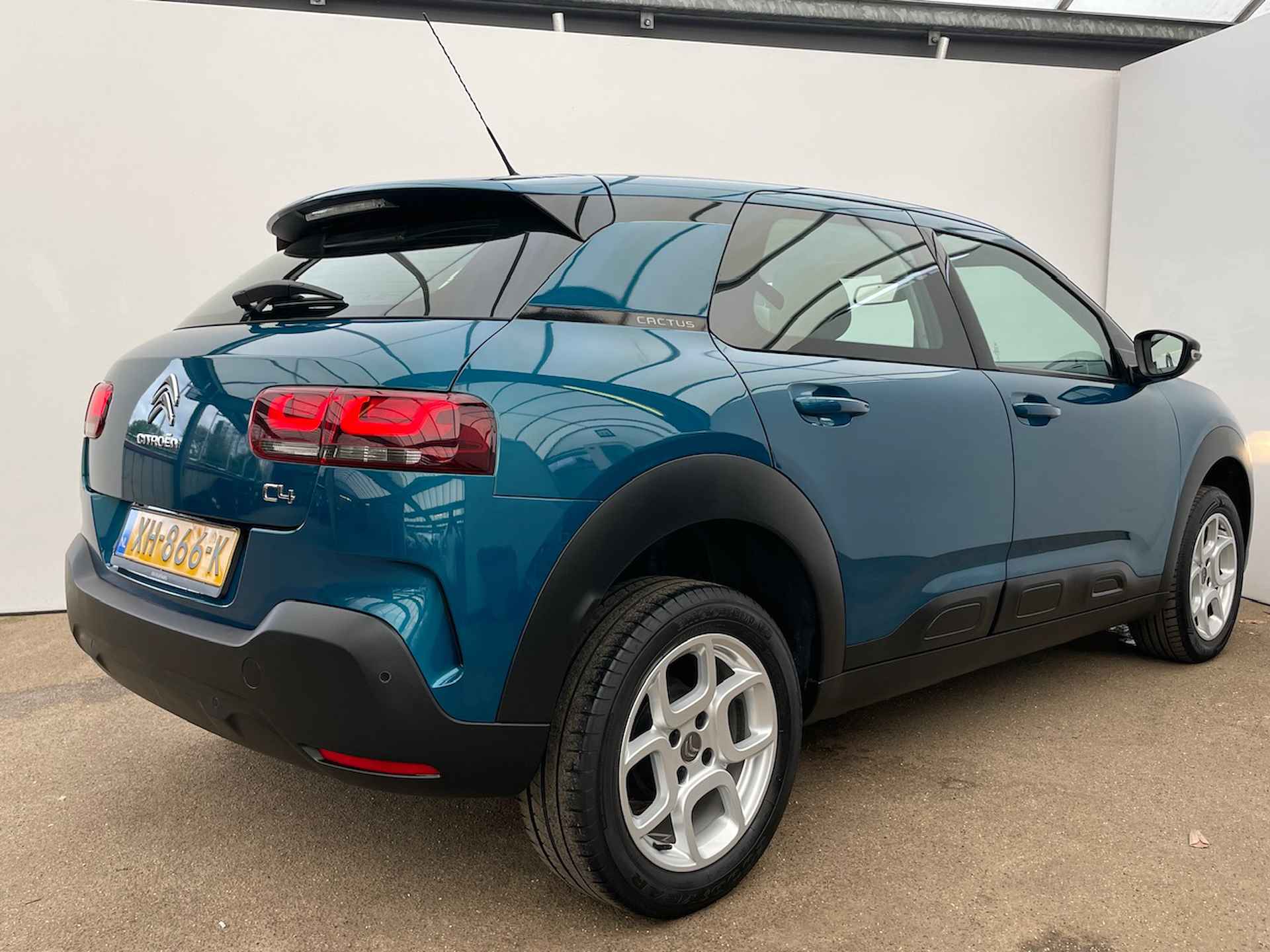 Citroen C4 Cactus 1.2 PureTech 110pk Feel + Navigatie - 3/18