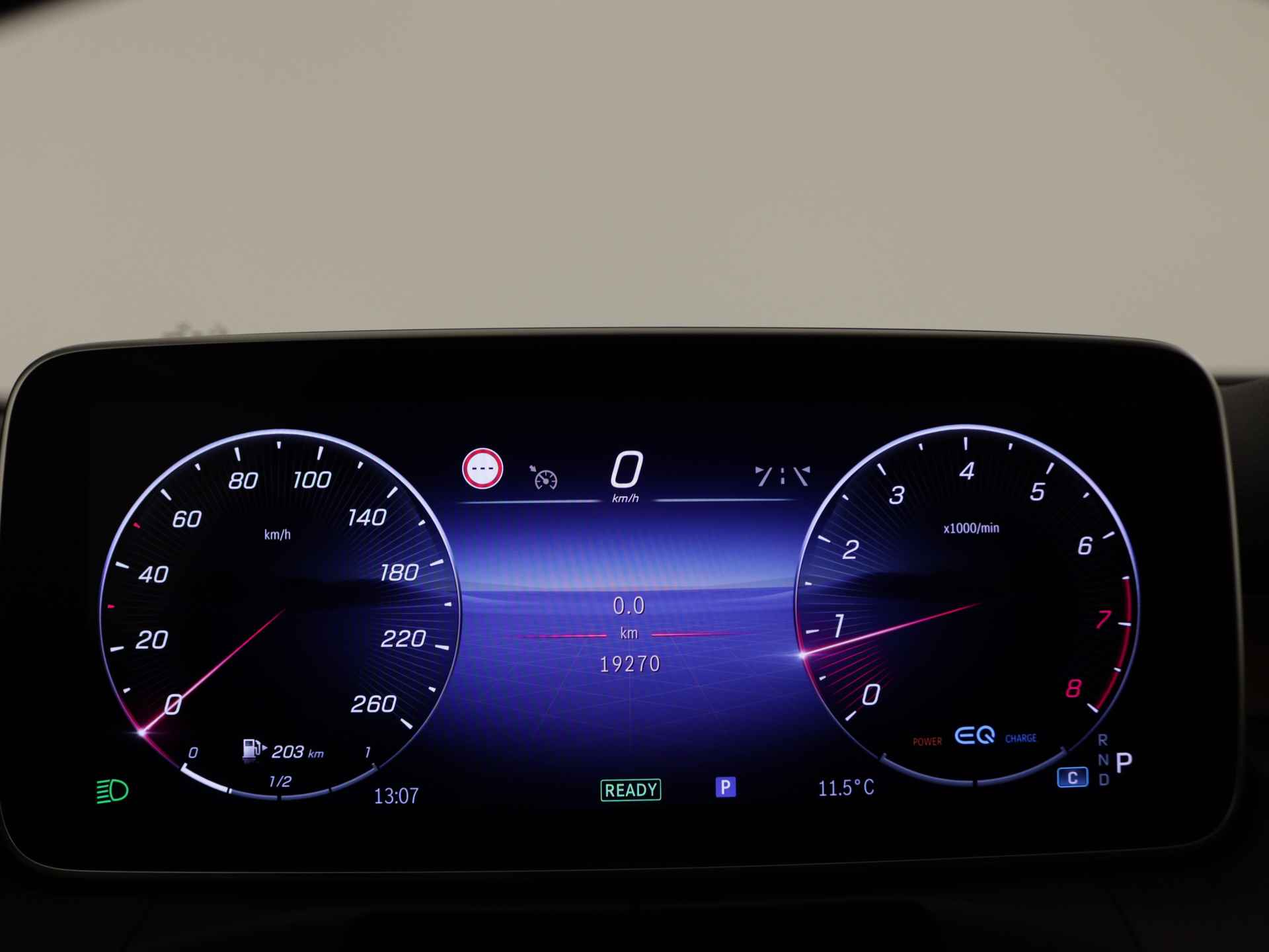 Mercedes-Benz C-Klasse 180 Luxury Line | Panoramadak | Stoelverwarming | Parkeersensoren + Camera | Elektrische achterklep | Inclusief 24 maanden Certified garantie | - 7/44