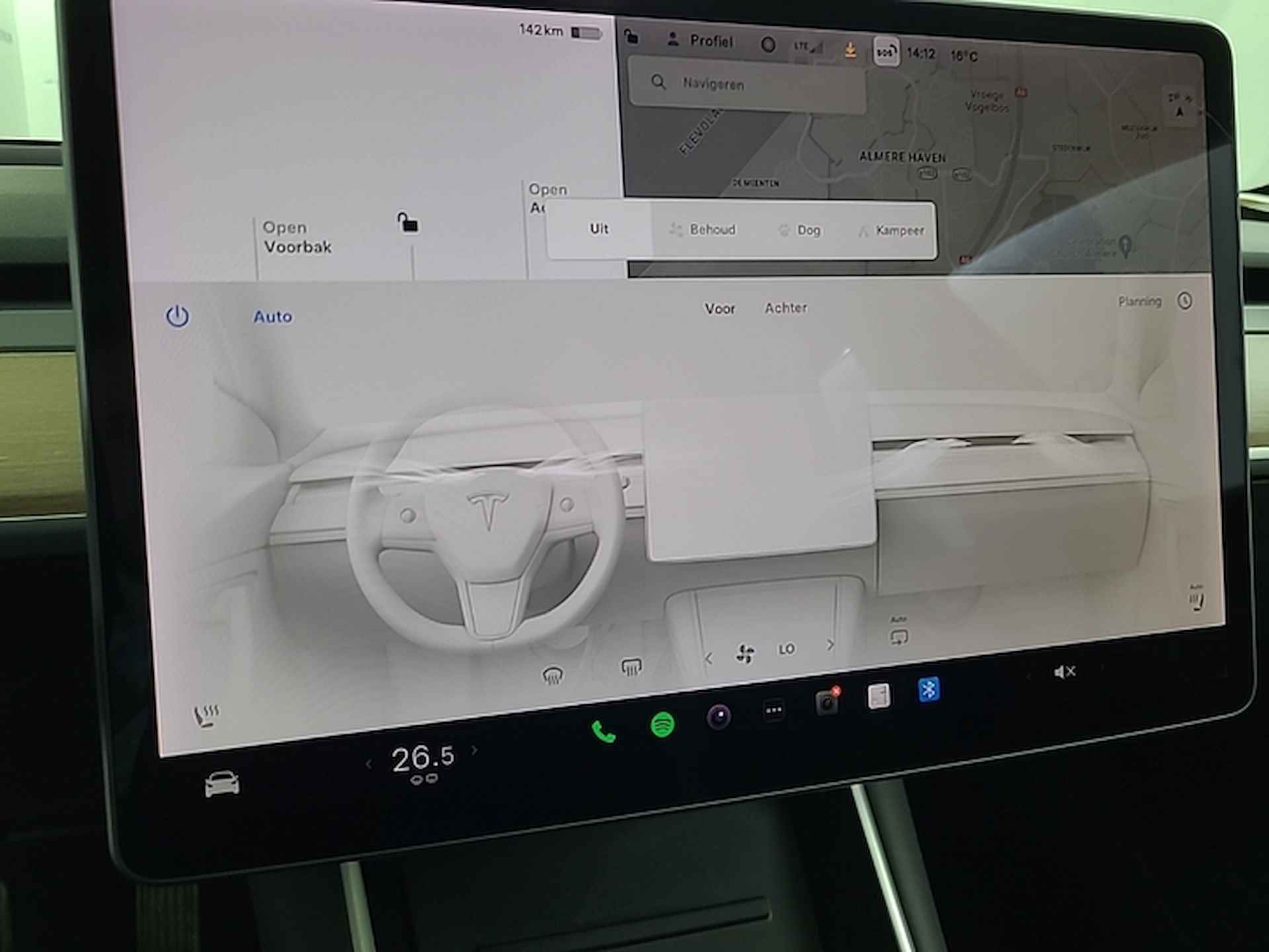 Tesla Model 3 Long Range AWD 75 kWh (461 PK) 1e-Eig, Tesla-Dealer-Onderh, 12-Mnd-BOVAG, NL-Auto, Panoramadak, Leer, Autopilot, Keyless-Entry/Start, Achteruitrijcamera, Parkeersensoren, Bluetooth, Premium-Audio, Stoelverwarming-V+A, DAB, Licht-Zicht-Pakket, Lm-Velgen-18Inch, Privacy-Glas - 14/20