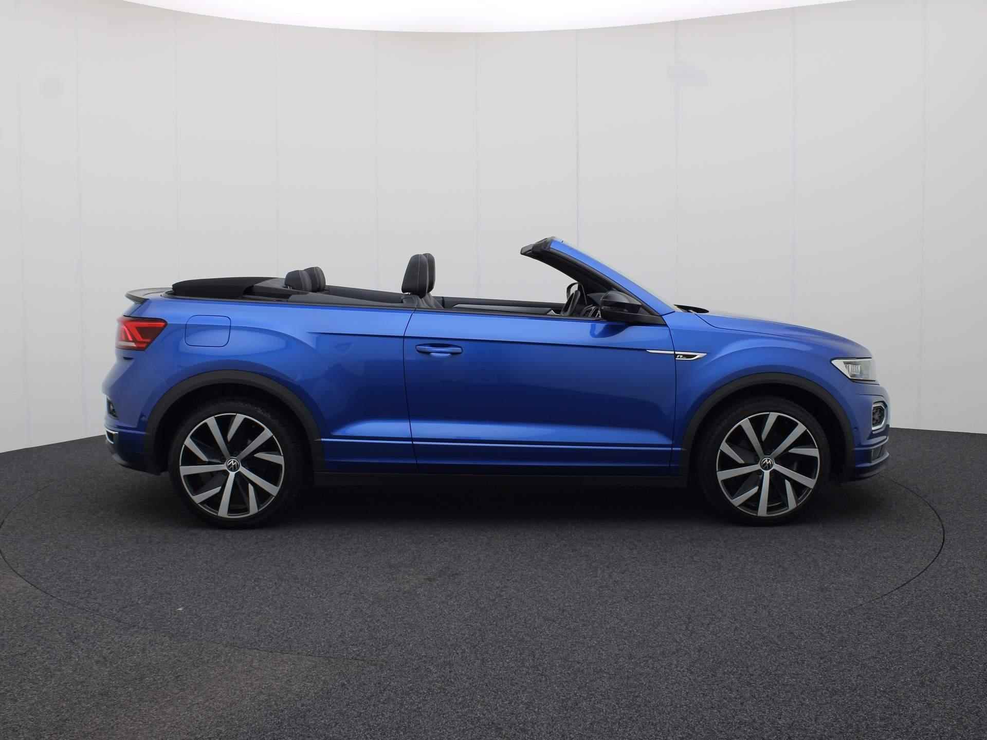 Volkswagen T-Roc Cabrio 1.5TSI/150PK R-Line Blackstyle DSG · Navigatie · Parkeersensoren + camera · Leder - 4/39