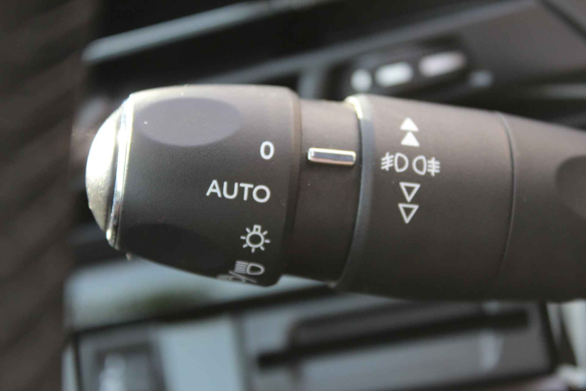 Citroën C4 Grand SpaceTourer 1.2 Pure Tech Business 130 Navigatie, Pdc,LMV,Cruise controle - 33/39