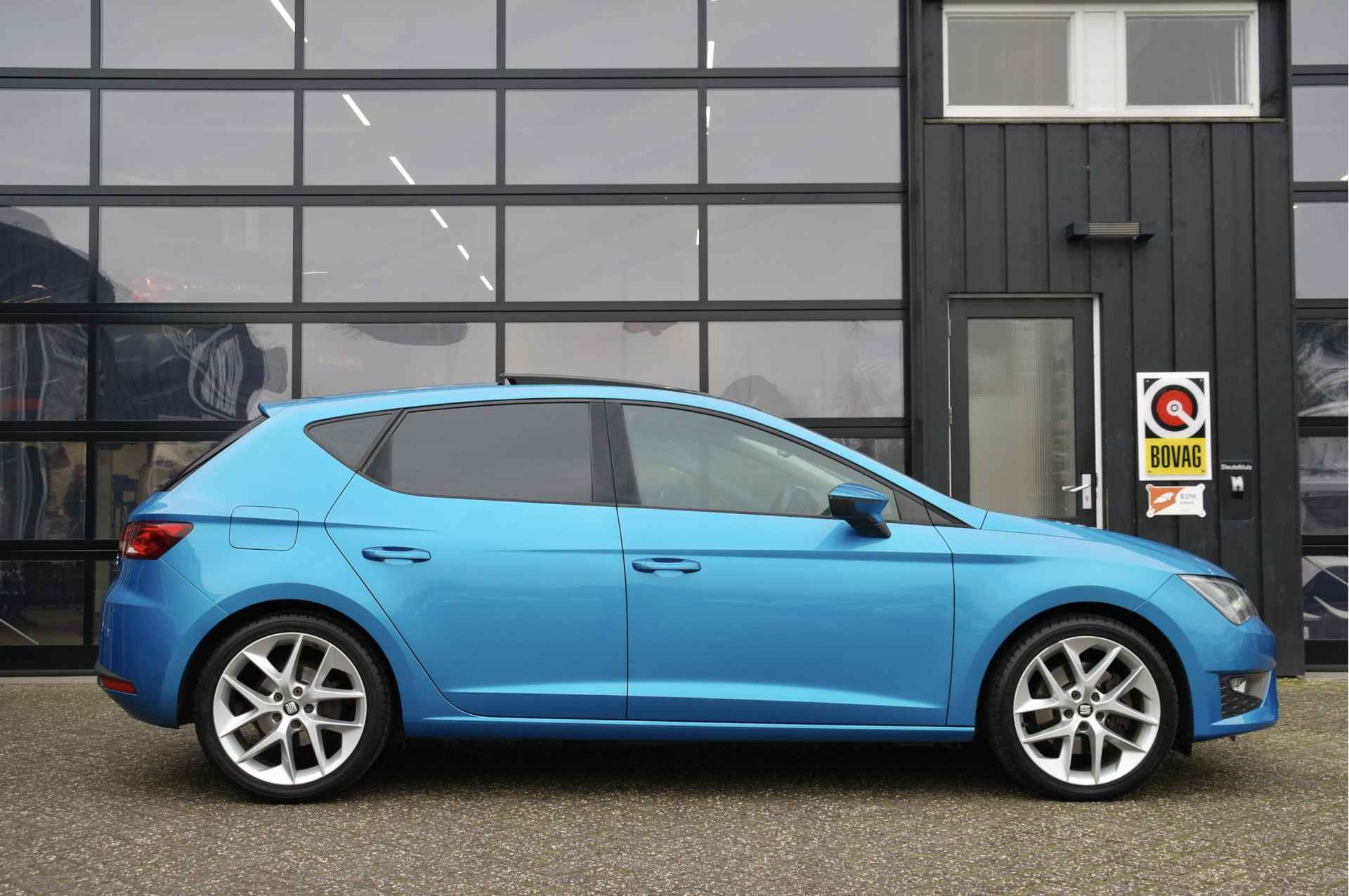 SEAT Leon 1.8 TSI 180 PK FR Business Automaat | Cruise | Pano | Half-Leder | Navi | 18'' - 4/53