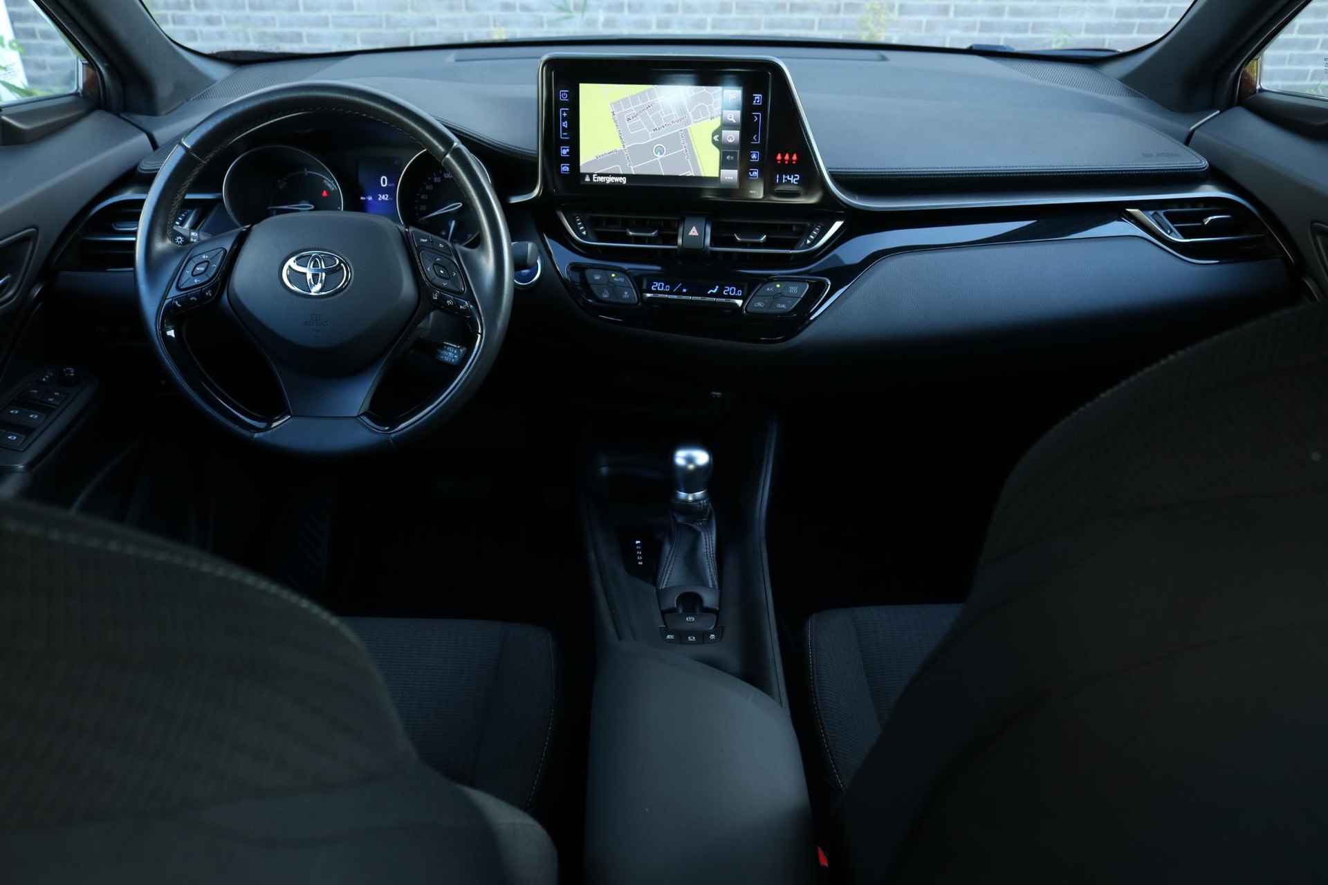 Toyota C-HR 1.8 Hybrid Dynamic - 12/34