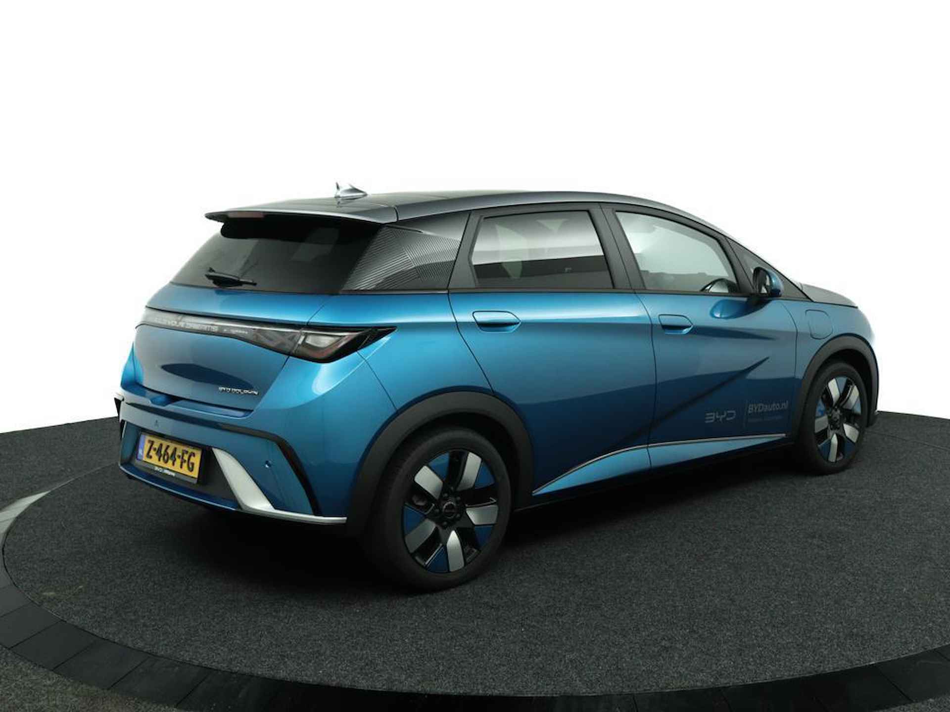 BYD DOLPHIN Design 60 kWh Navigatie | Stoelverwarming | 427 km WLTP | Panoramadak | Bi-tone | - 2/74