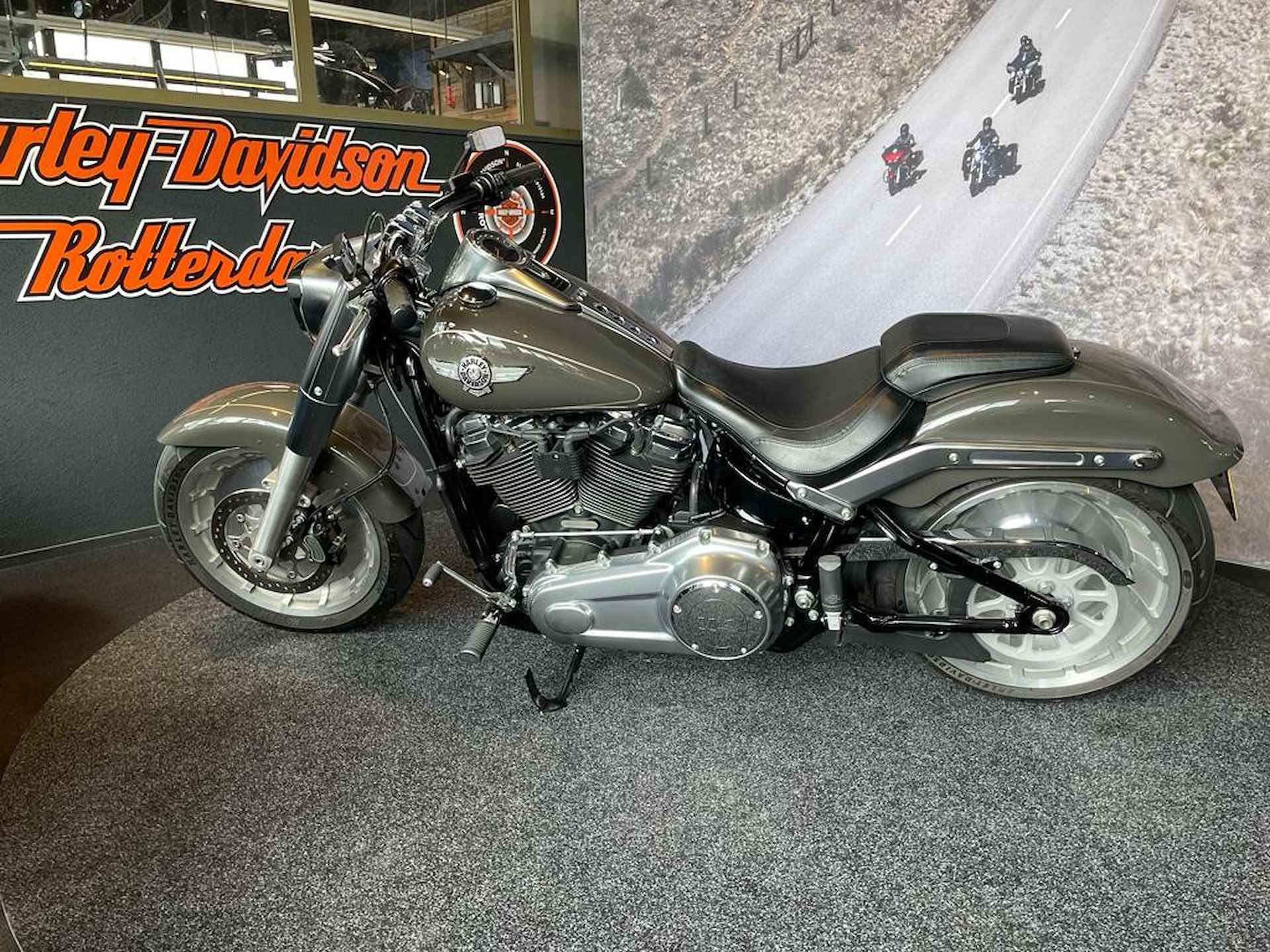 Harley-Davidson FLFBS FAT BOY 114 - 4/8