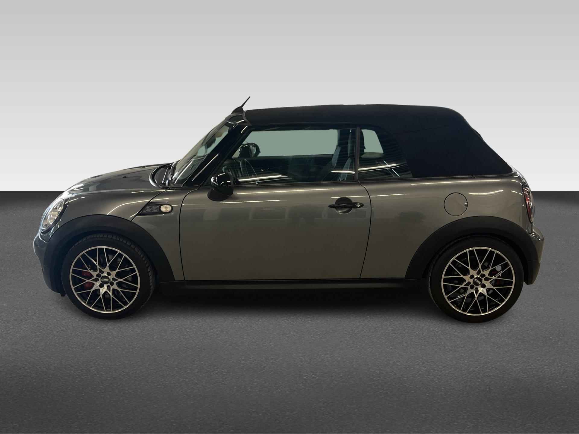 MINI Cabrio 1.6 John Cooper Works Chili Navigatie - 24/28