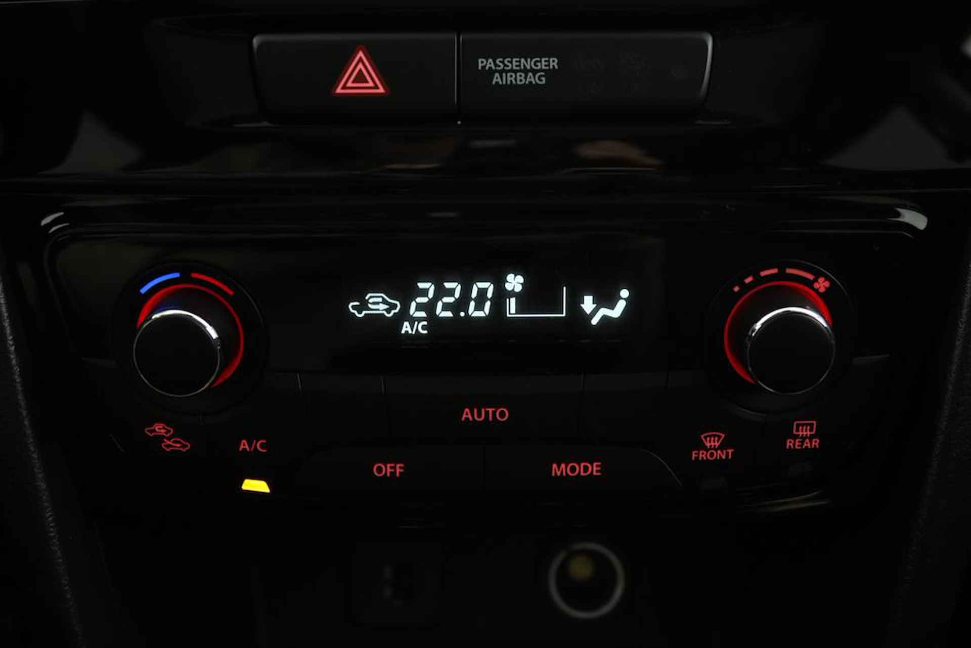 Suzuki Vitara 1.5 Hybrid Style Automaat | Schuif- Kanteldak | Keyless Entry | Parkeersensoren Rondom | Navigatie | 6 Jaar Garantie | - 17/49