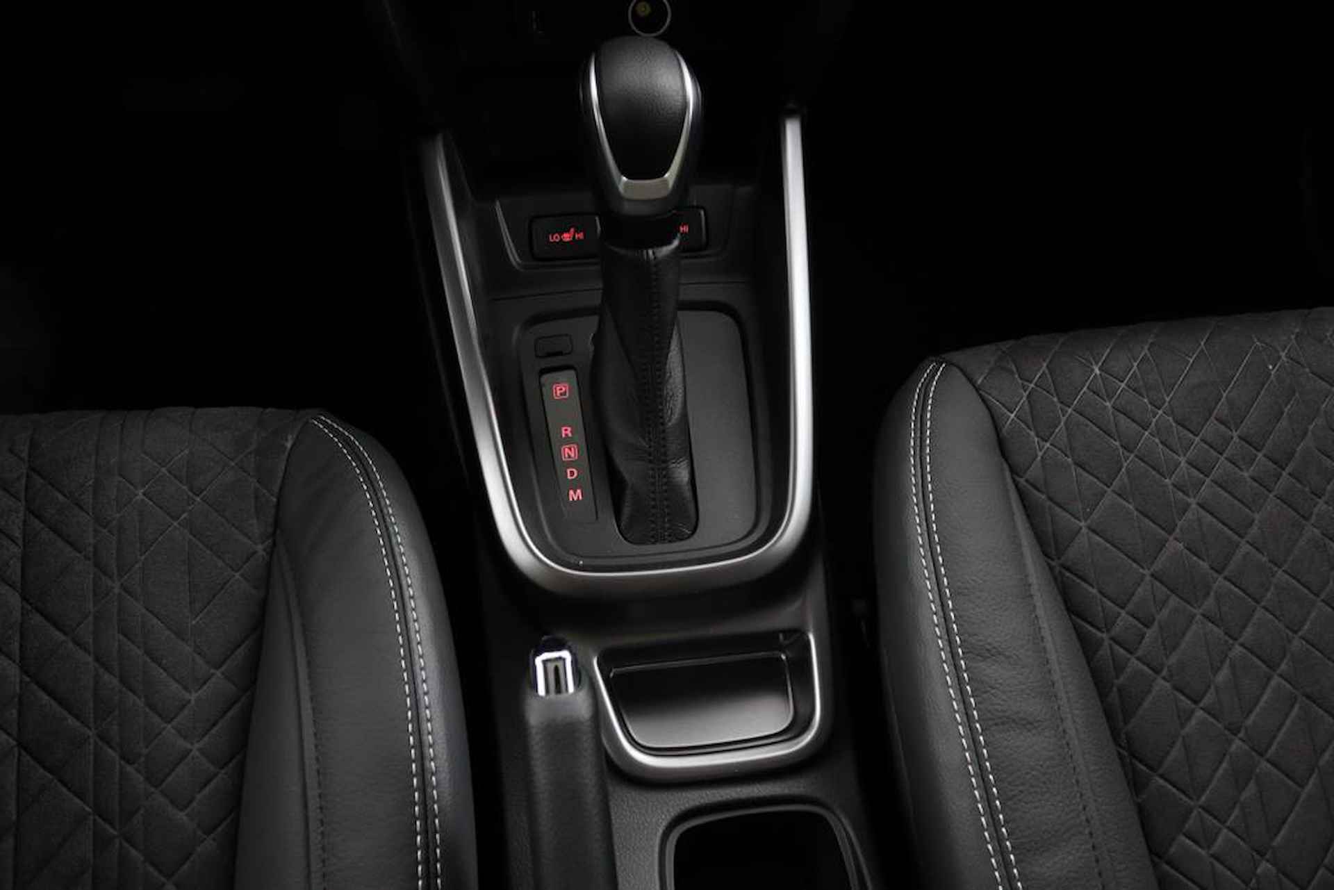 Suzuki Vitara 1.5 Hybrid Style Automaat | Schuif- Kanteldak | Keyless Entry | Parkeersensoren Rondom | Navigatie | 6 Jaar Garantie | - 20/49