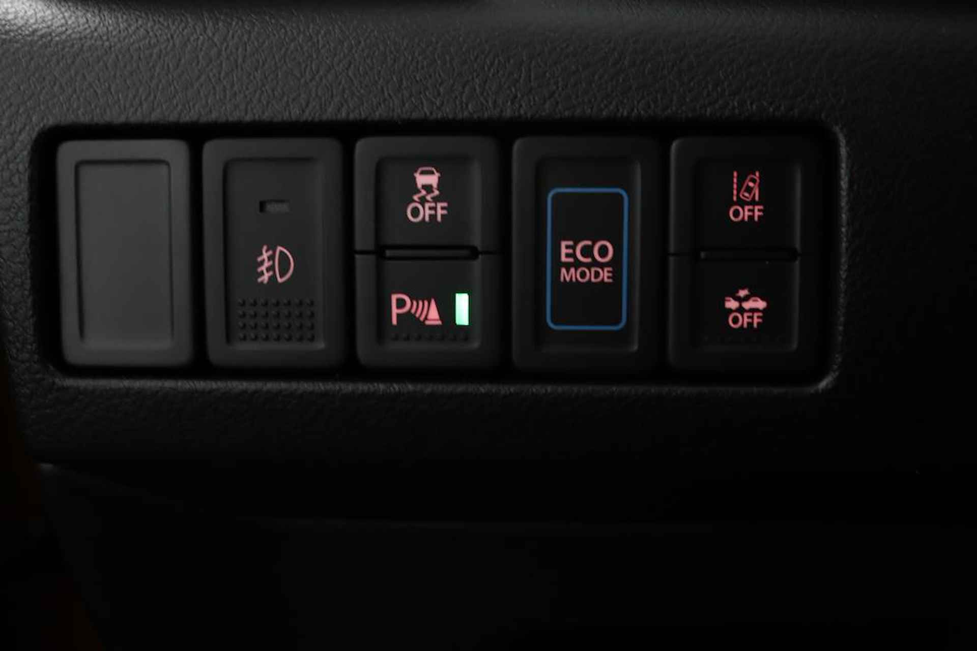 Suzuki Vitara 1.5 Hybrid Style Automaat | Schuif- Kanteldak | Keyless Entry | Parkeersensoren Rondom | Navigatie | 6 Jaar Garantie | - 29/49