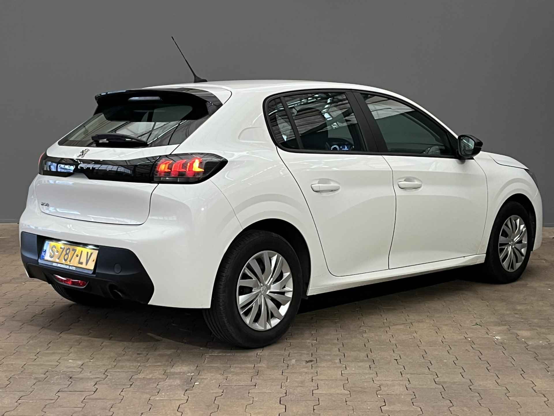 Peugeot 208 1.2 75PK Active | Airco | Carplay | Cruise | Rijstrooksensor | Bluetooth | Touchscreen | 2023! - 3/27