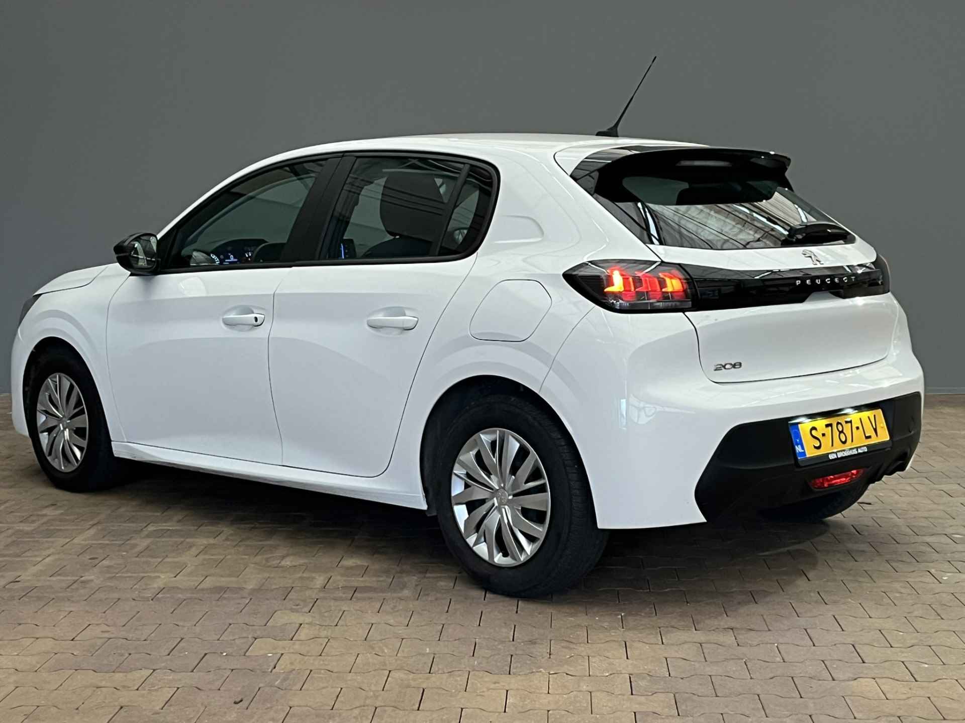 Peugeot 208 1.2 75PK Active | Airco | Carplay | Cruise | Rijstrooksensor | Bluetooth | Touchscreen | 2023! - 7/27