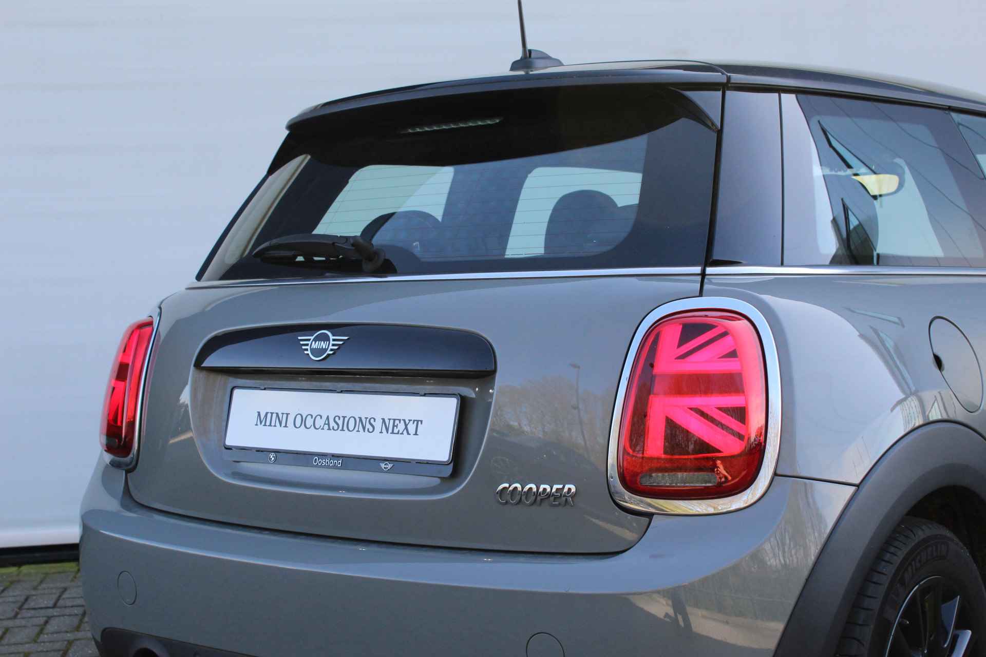 MINI Hatchback Cooper Salt / LED / Comfort Access / Harman-Kardon / Park Assistant / Stoelverwarming / Navigatie / Cruise Control - 13/27