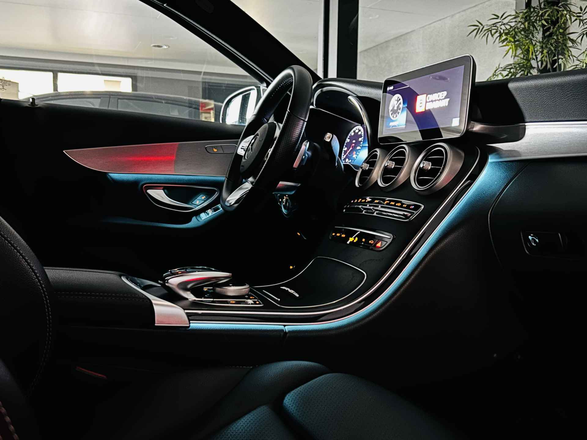 Mercedes-Benz C-Klasse 180 AMG // Panoramadak // Multibeam LED // Sfeerverlichting // Carplay // Digitaal Dashboard // Camera - 7/50