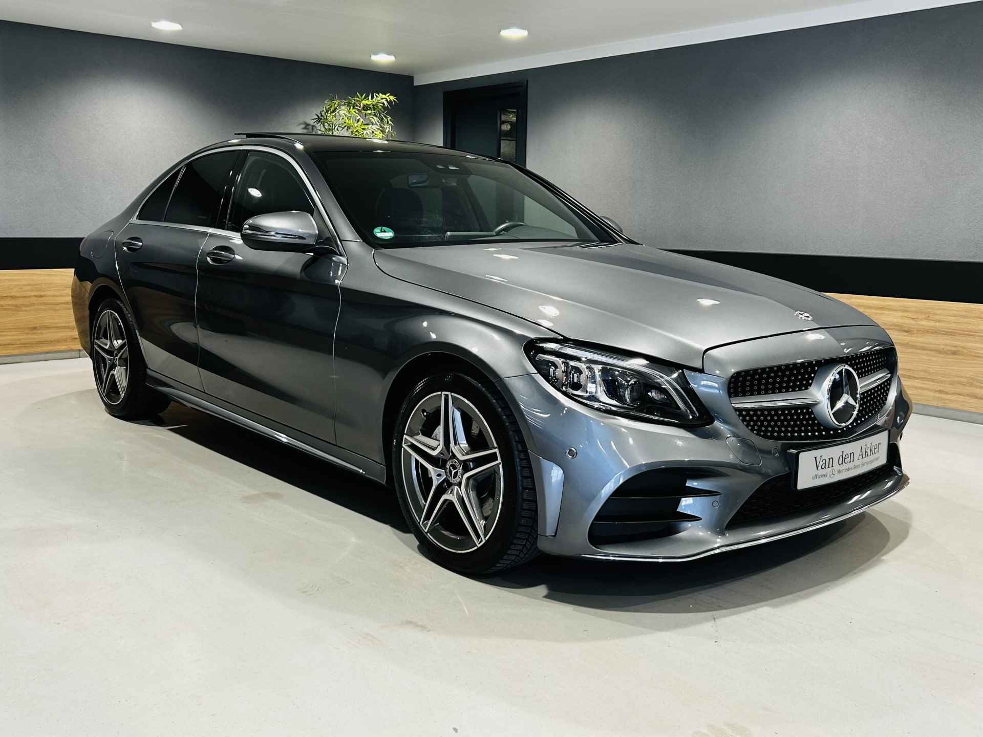 Mercedes-Benz C-Klasse 180 AMG // Panoramadak // Multibeam LED // Sfeerverlichting // Carplay // Digitaal Dashboard // Camera - 20/50