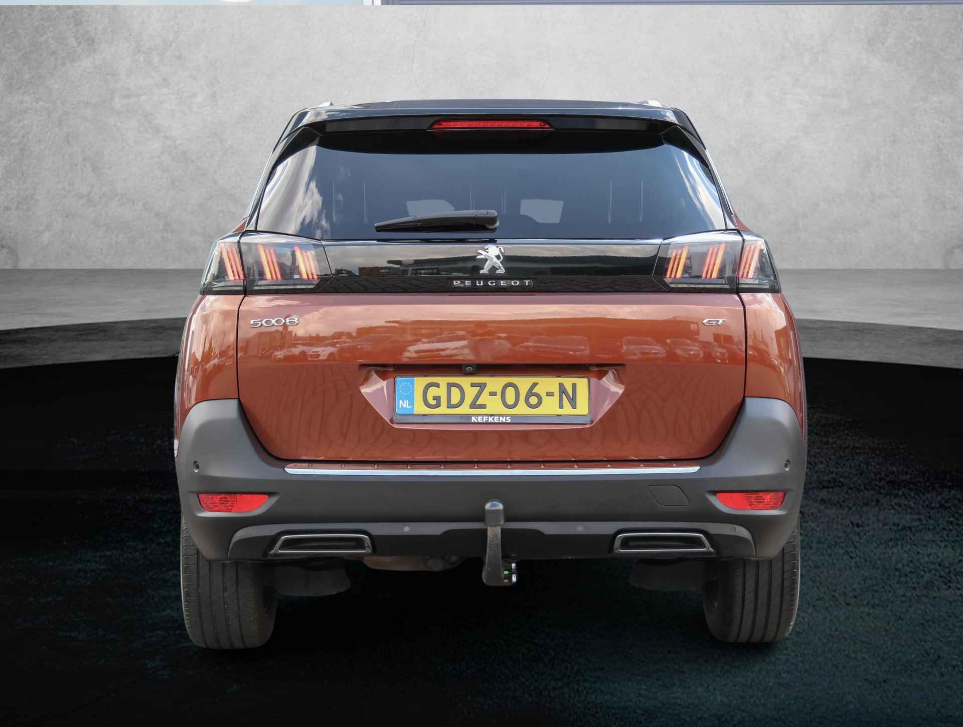 Peugeot 5008 SUV 1.2 130 pk Automaat  GT Pack | Trekhaak | 7 Zits | Achteruitrij Camera | Stoelverwarming - 9/50