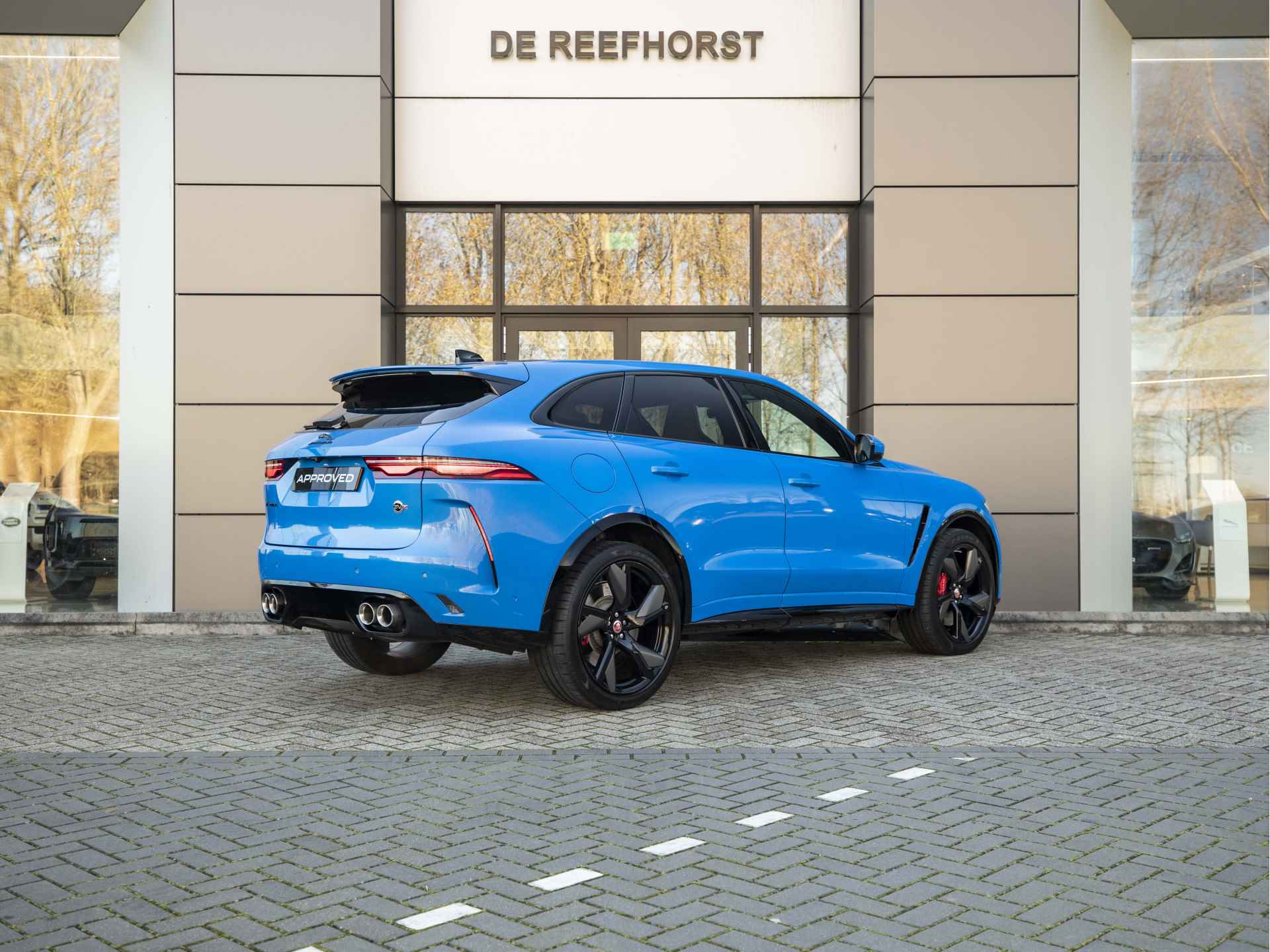 Jaguar F-Pace P550 5.0 AWD V8 SVR Origineel NL | BTW auto |  Fabrieksgarantie tot juni 2027 | 550pk 5.0 V8  | Performance Seats | 22" velgen SVR | - 18/71