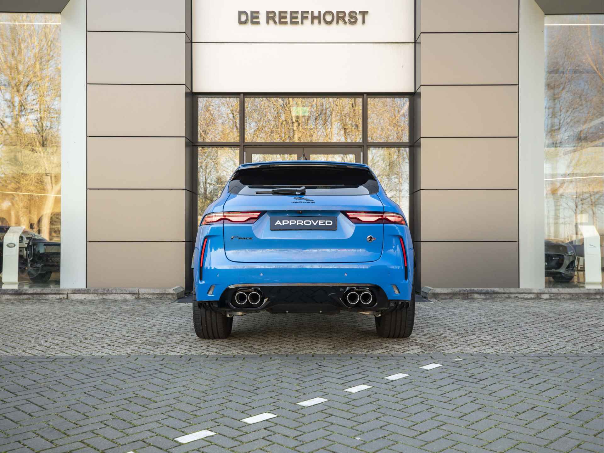 Jaguar F-Pace P550 5.0 AWD V8 SVR Origineel NL | BTW auto |  Fabrieksgarantie tot juni 2027 | 550pk 5.0 V8  | Performance Seats | 22" velgen SVR | - 19/71