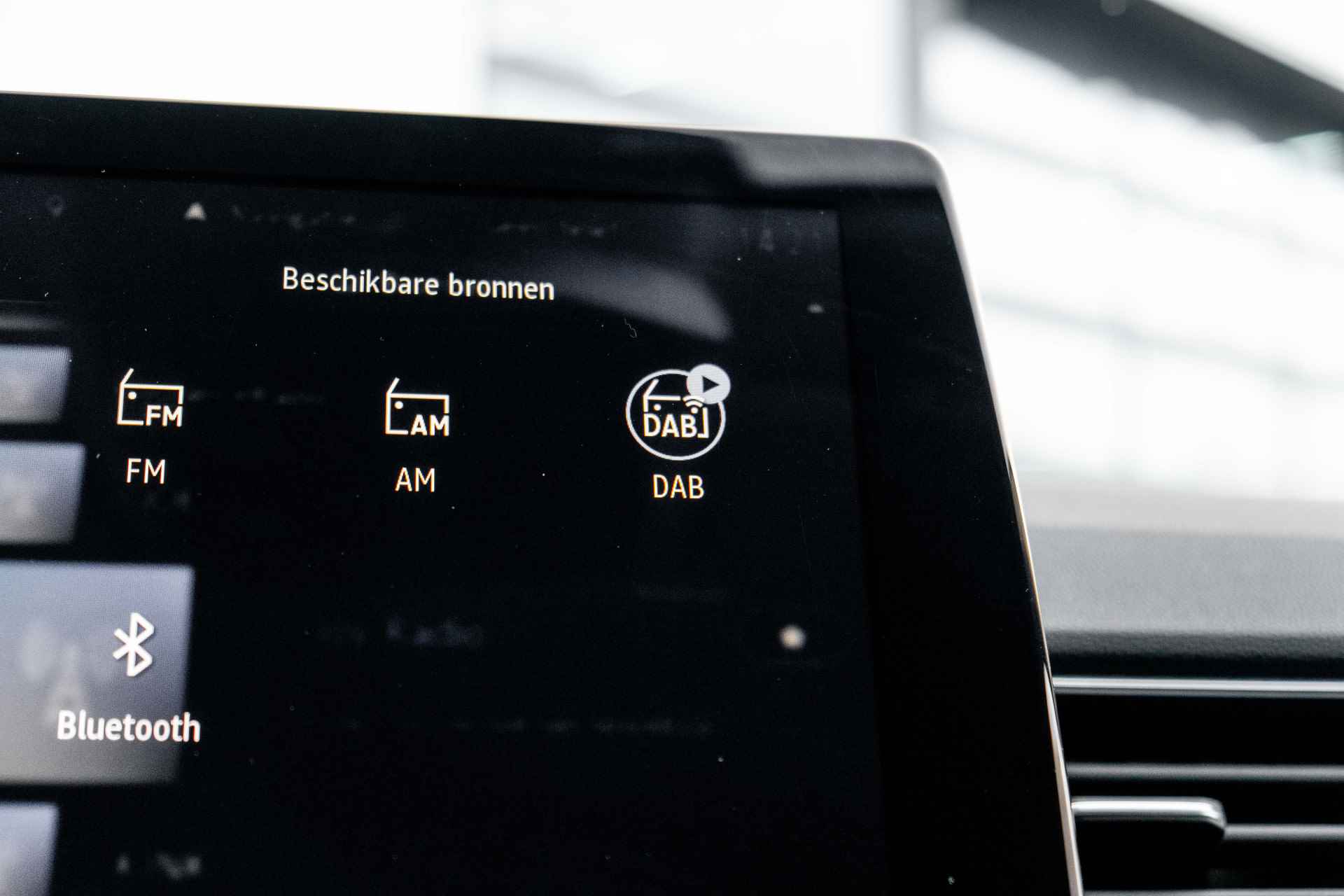 Renault Captur 1.3 TCe 140 Intens | 360 camera | Stuur en stoelverwarming | | incl. Bovag rijklaarpakket met 12 maanden garantie - 51/60