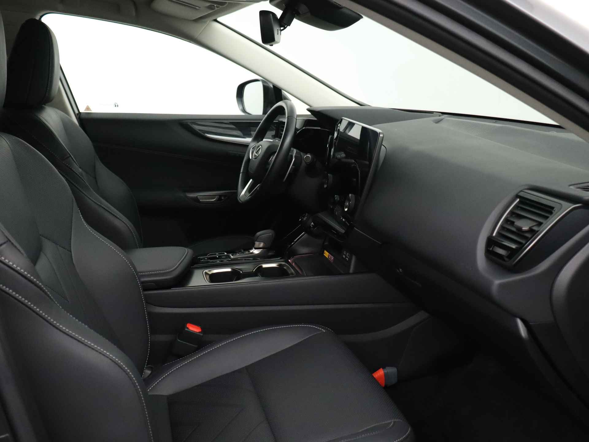 Lexus NX 350h AWD Launch Edition | Head-up Display | Stoelverwarming | 360 Graden Camera | - 29/62
