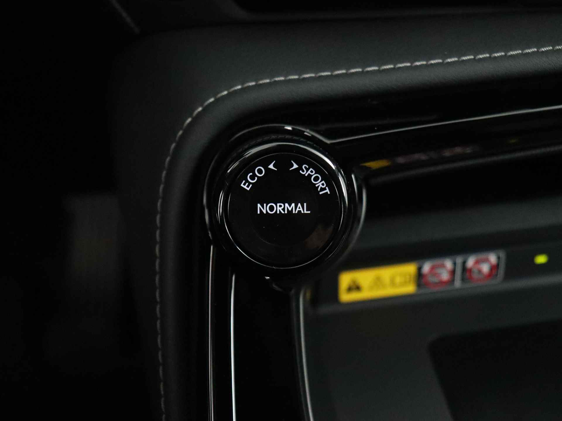 Lexus NX 350h AWD Launch Edition | Head-up Display | Stoelverwarming | 360 Graden Camera | - 38/62