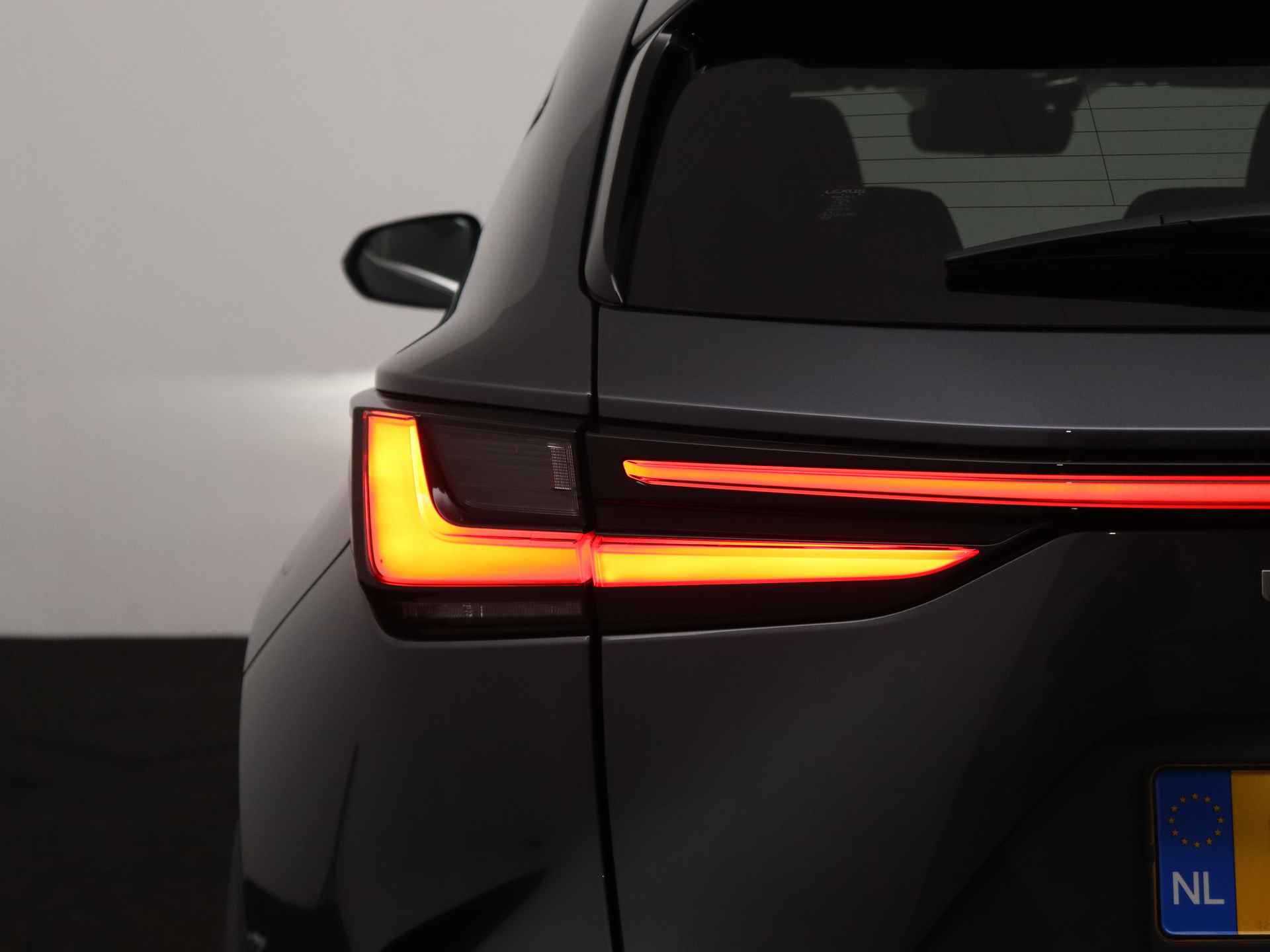 Lexus NX 350h AWD Launch Edition | Head-up Display | Stoelverwarming | 360 Graden Camera | - 47/62