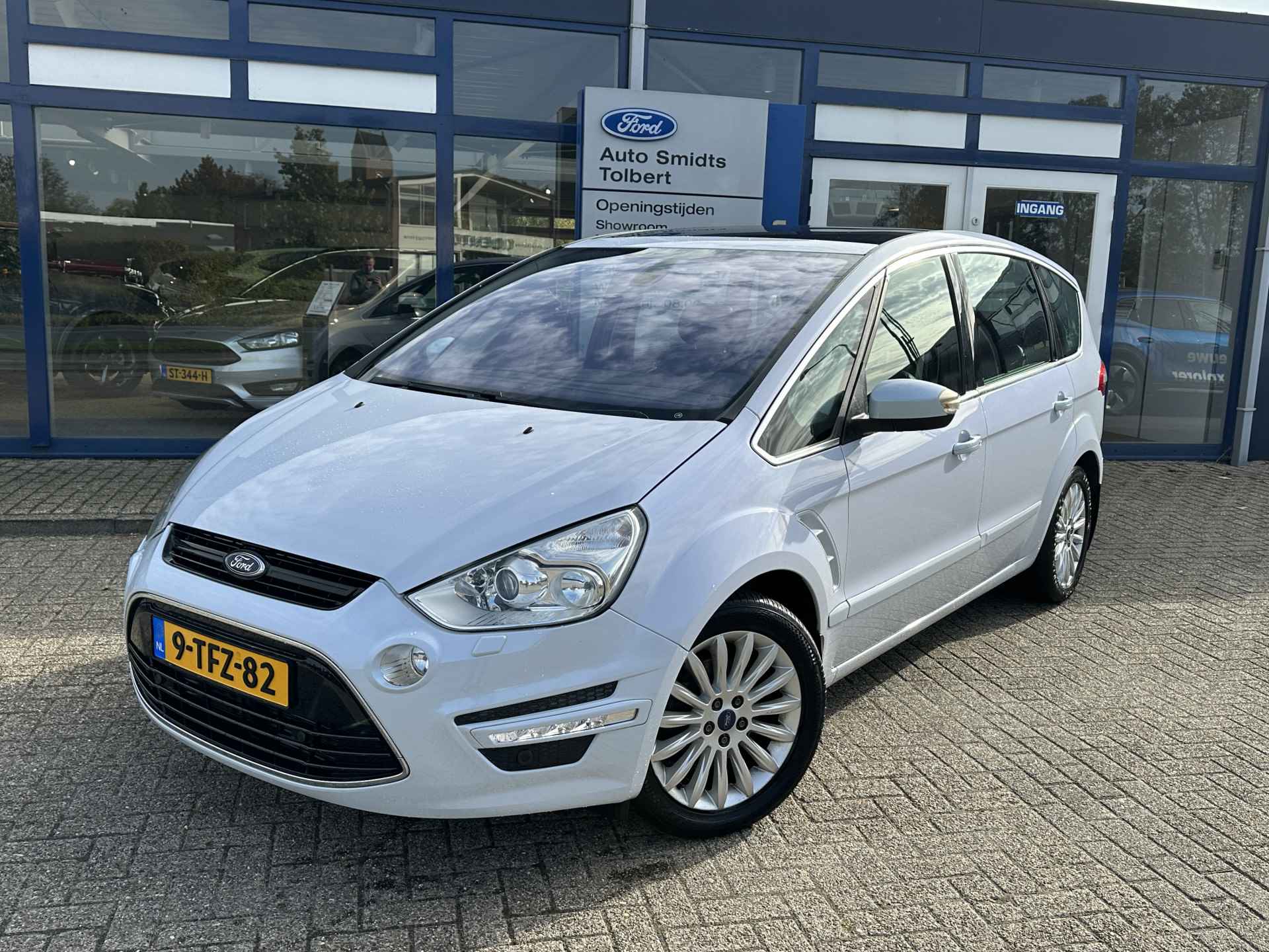 Ford S-Max 2.0 203PK EcoBoost Platinum 5 Persoons | Dealeronderhouden | Automaat | Trekhaak | Elektrische stoelen met geheugen | Stoelverwarming en voorruitverwarming | AR camera - 2/28