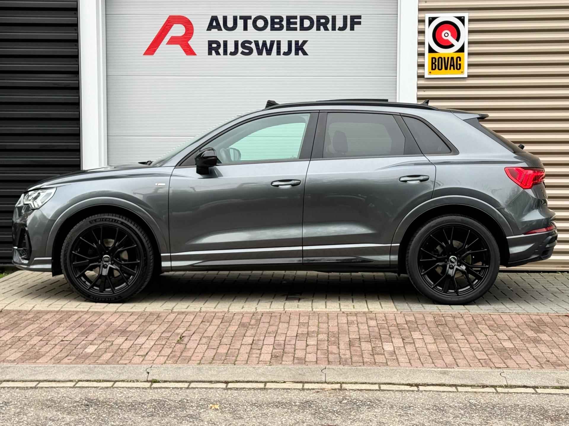 Audi Q3 35 TFSI 3xS-Line Black Pack Vol! - 2/28