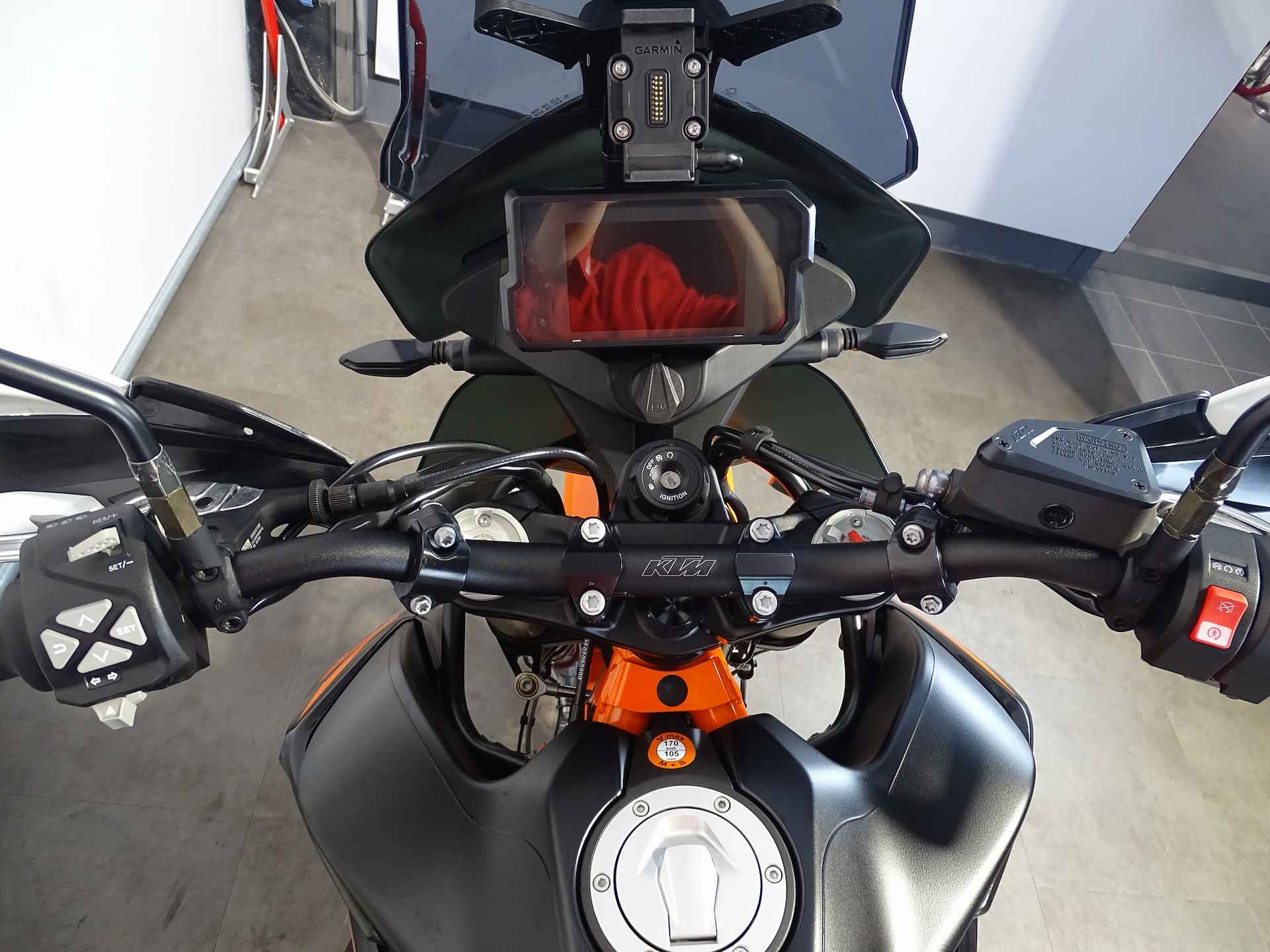 KTM 890 ADVENTURE R - 6/8