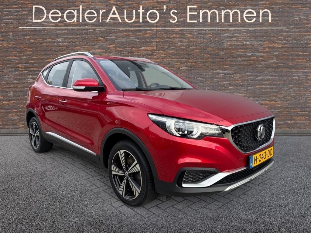 MG ZS EV Luxury 45 kWh LEDER PANODAK LMV NAVIGATIE