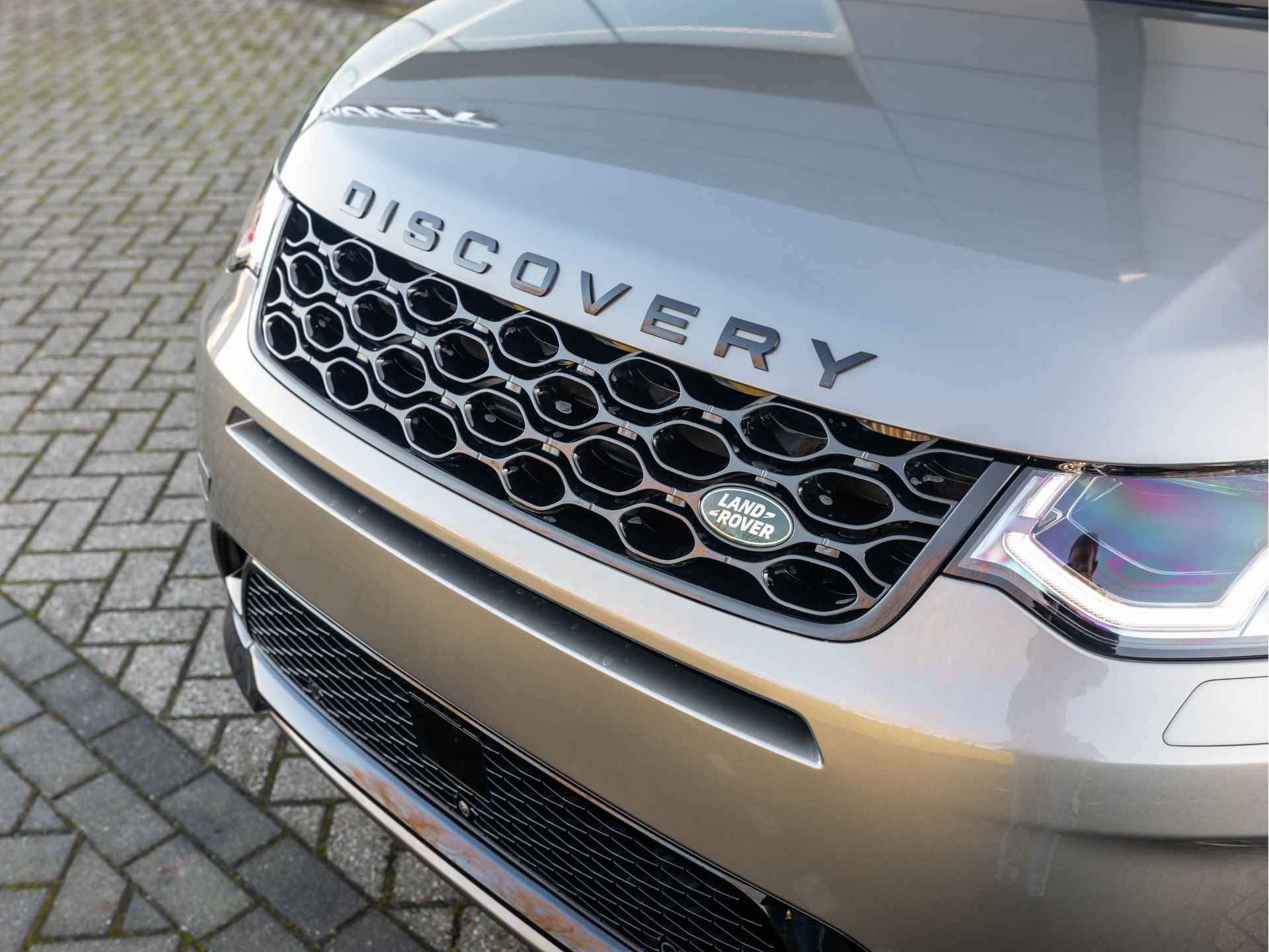 Land Rover Discovery Sport P270e PHEV Dynamic Edition | Light Oyster | 3D Surround Camera | Meridian Surround Audio - 12/59