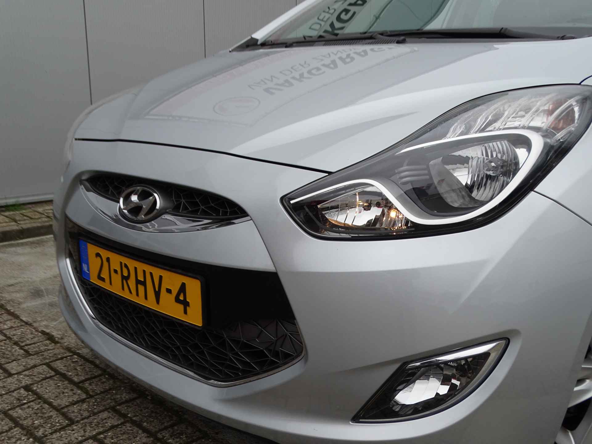 Hyundai ix20 1.6i i-Catcher, Schuif/Kanteldak, Camera, Cruise, Leder, NL/NAP! - 14/59