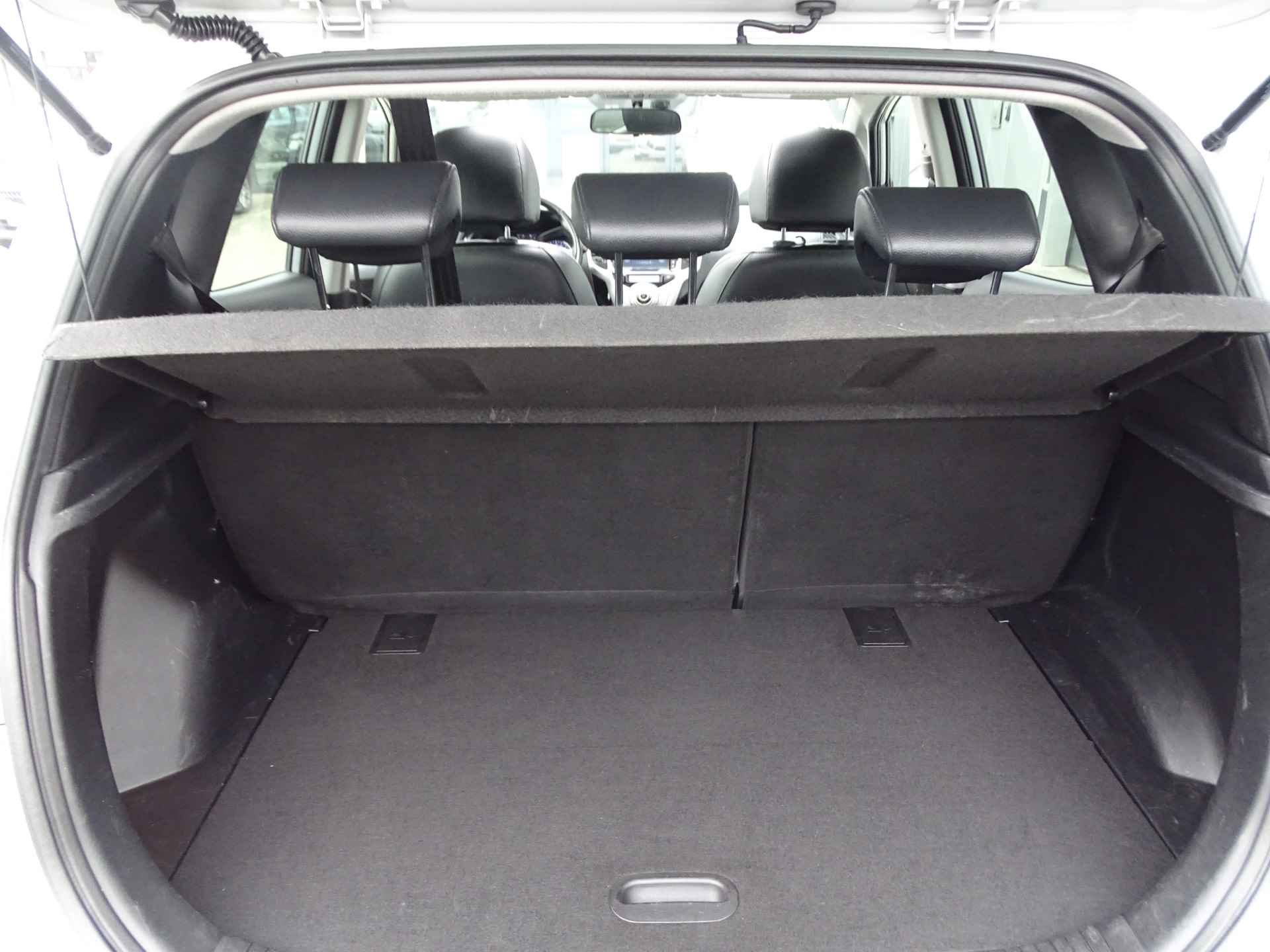 Hyundai ix20 1.6i i-Catcher, Schuif/Kanteldak, Camera, Cruise, Leder, NL/NAP! - 30/59