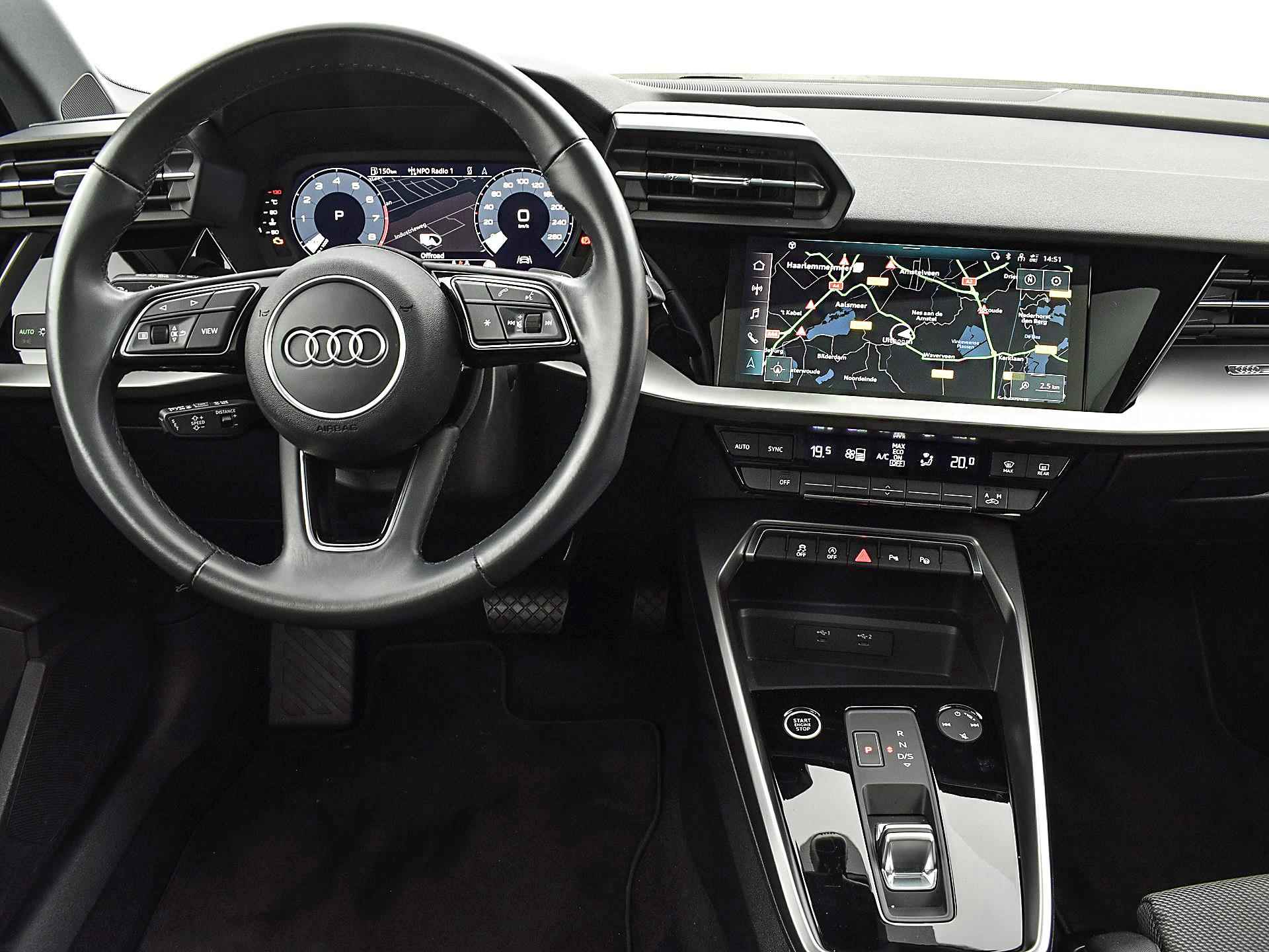 Audi A3 Sportback 30 TFSI Advanced edition | Panorama dak | Sportstoelen | Achteruitrijcamera | LM velgen 18" | - 4/31