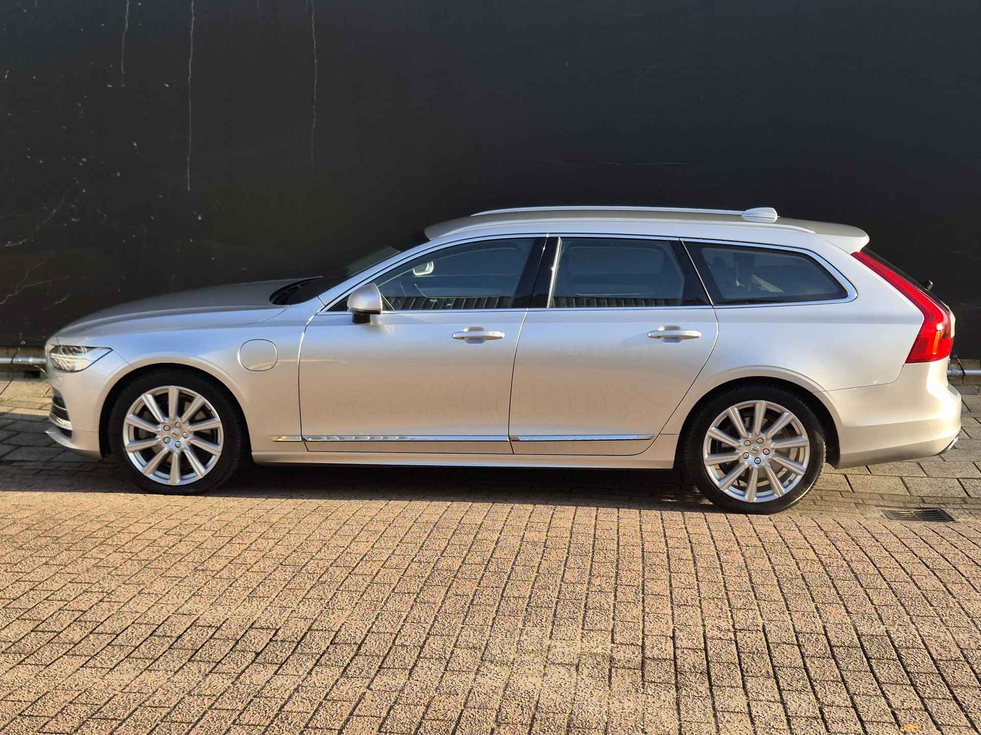 Volvo V90 2.0 T8 AWD Inscription | PHEV | Trekhaak Elektrisch Uitklapbaar | 390PK | 360 ° Camera | Head Up Display | Dode Hoek Detectie | Dealer Onderhouden | - 8/47