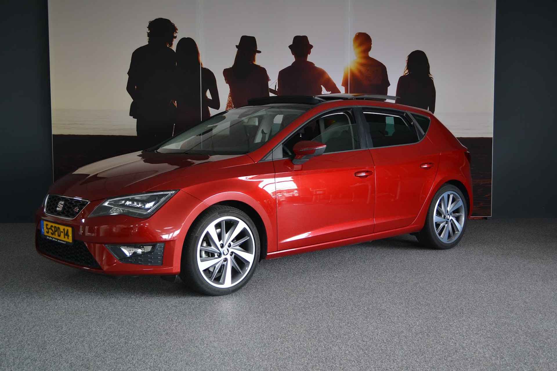 SEAT Leon 1.8 TSI 180PK DSG-7 FR Business - 1/31