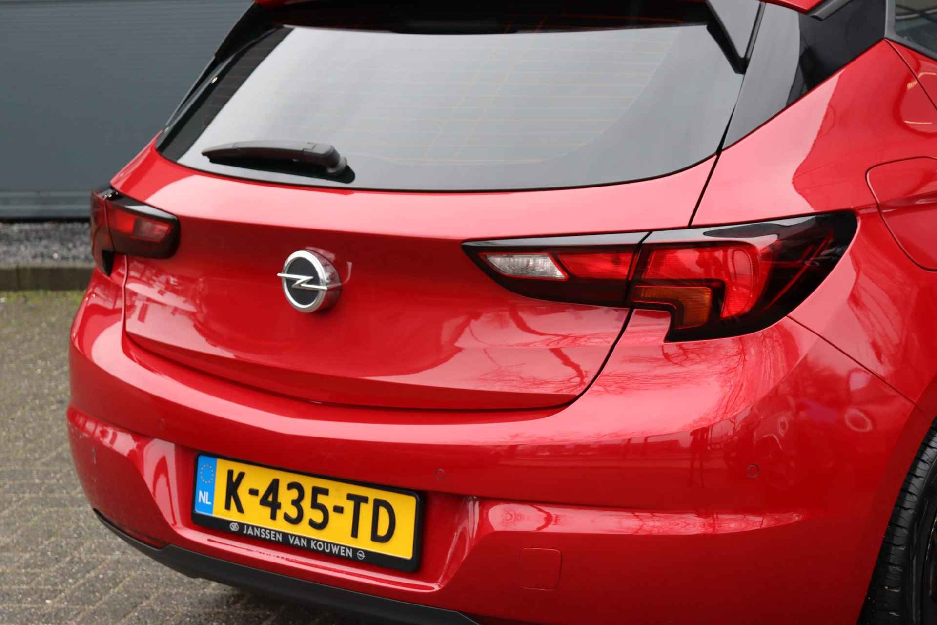 Opel Astra 1.2 Business Edition / Carplay / Navi / 17'' LMV / Climate - 34/40