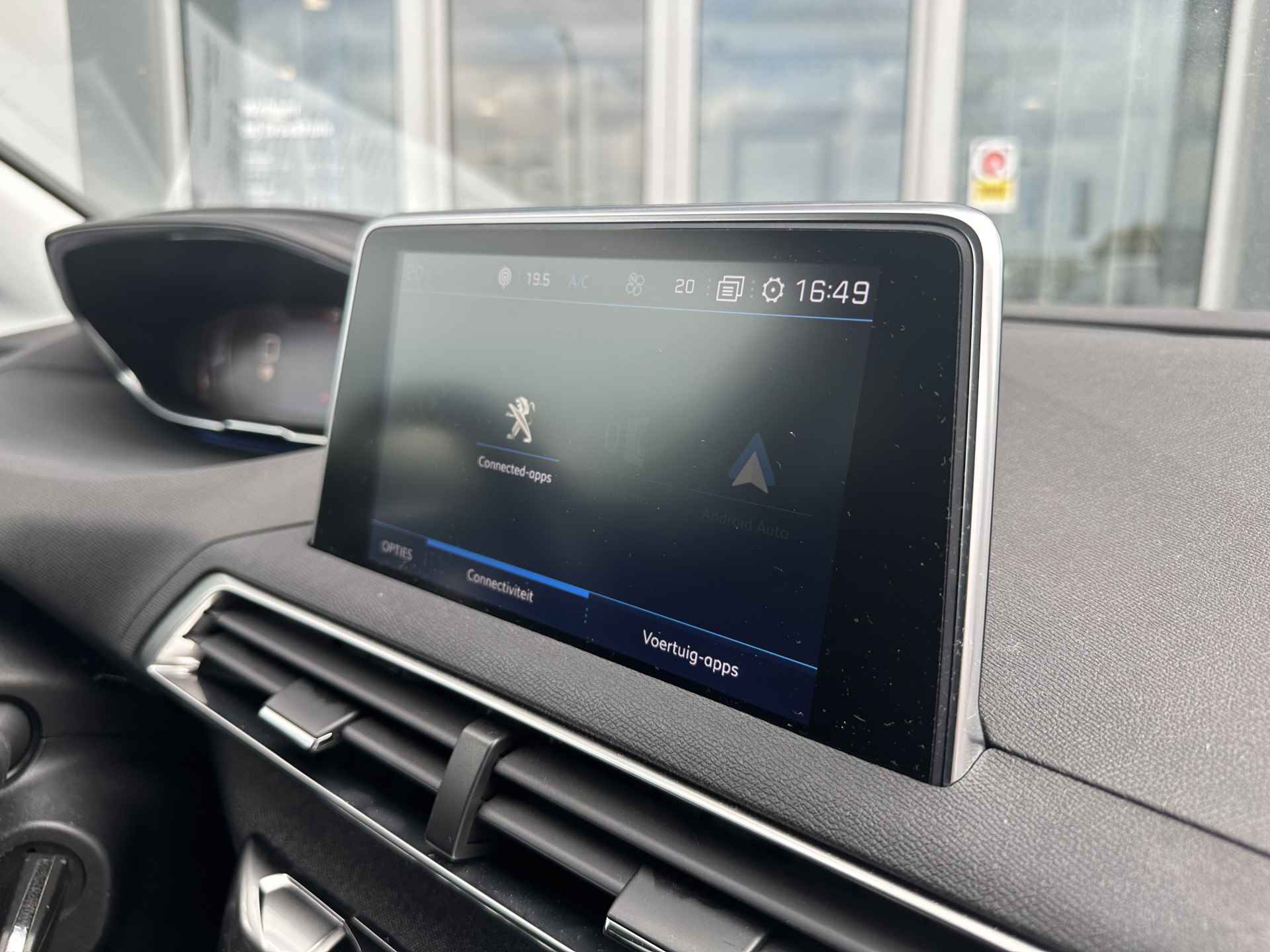 Peugeot 5008 1.2 PureTech Crossway | Navigatie | Carplay | Trekhaak | Sensoren voor/achter | Cruise | Climate Control | Camera - 25/32