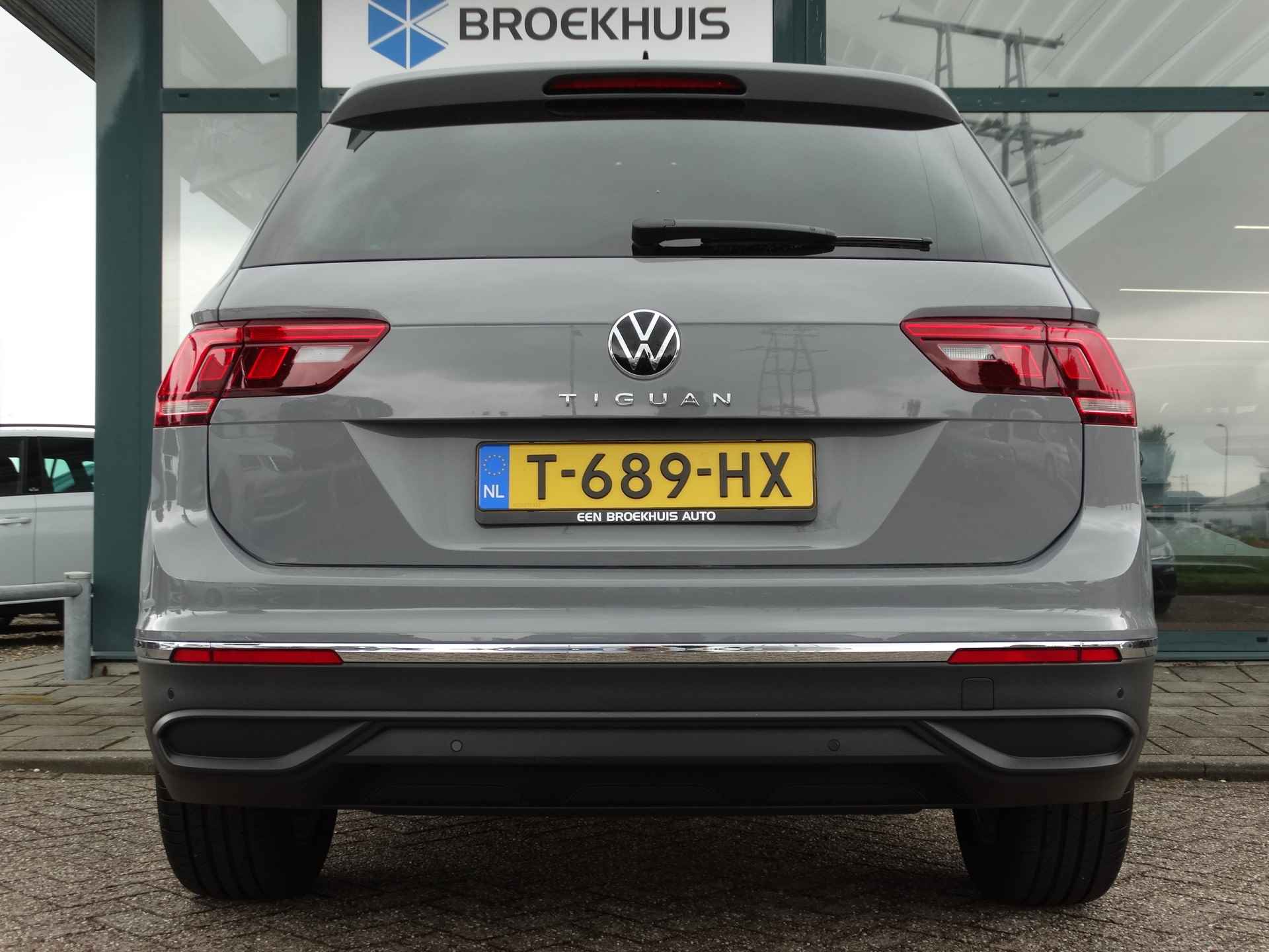 Volkswagen Tiguan 1.5 TSI 7-DSG 150 PK Life | Trekhaak | Achteruitrijcamera | Stoelverwarming | - 10/49