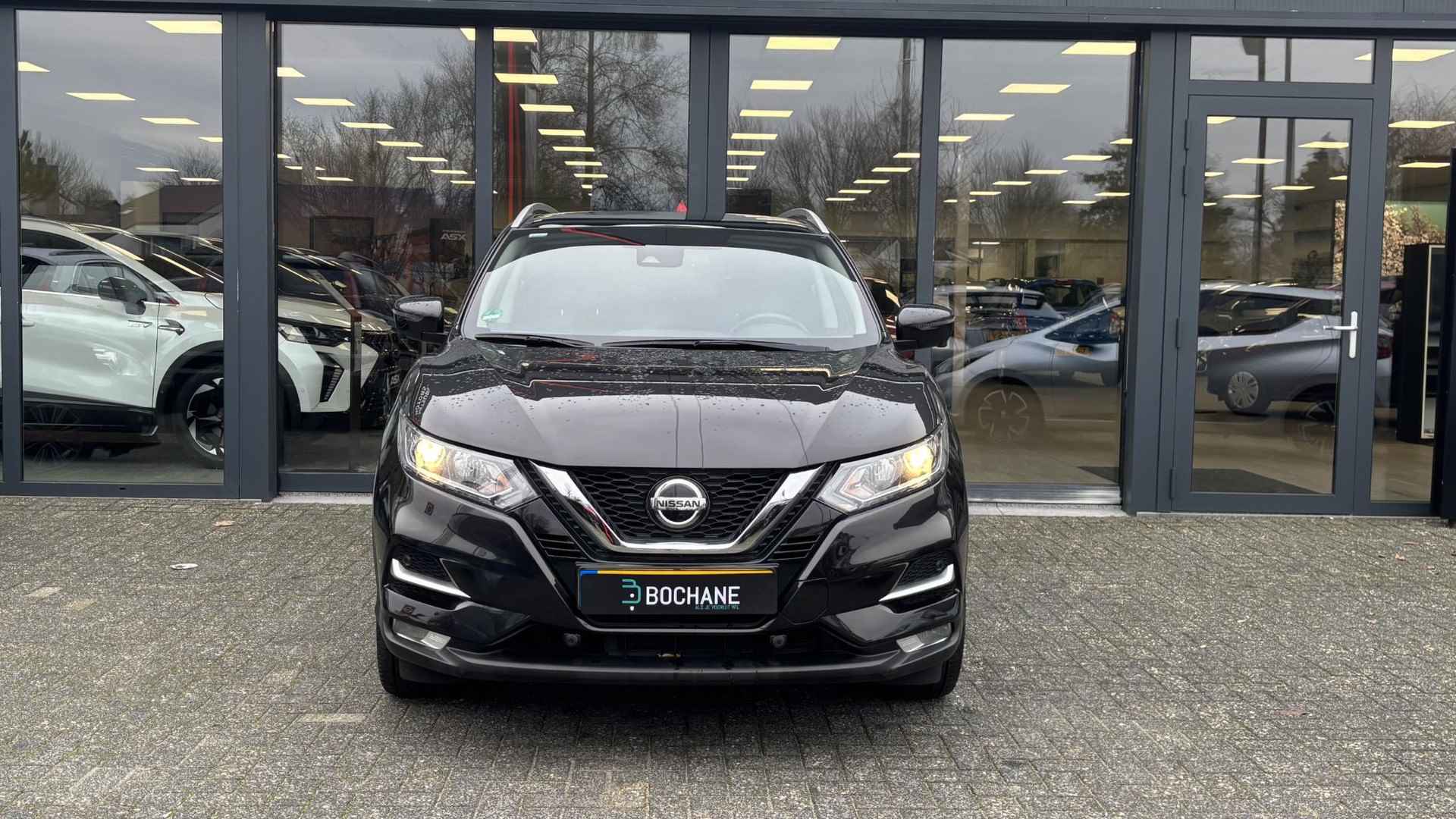 Nissan Qashqai 1.3 DIG-T N-Connecta | Panoramadak | 360 Camera | Stoelverwarming - 21/30