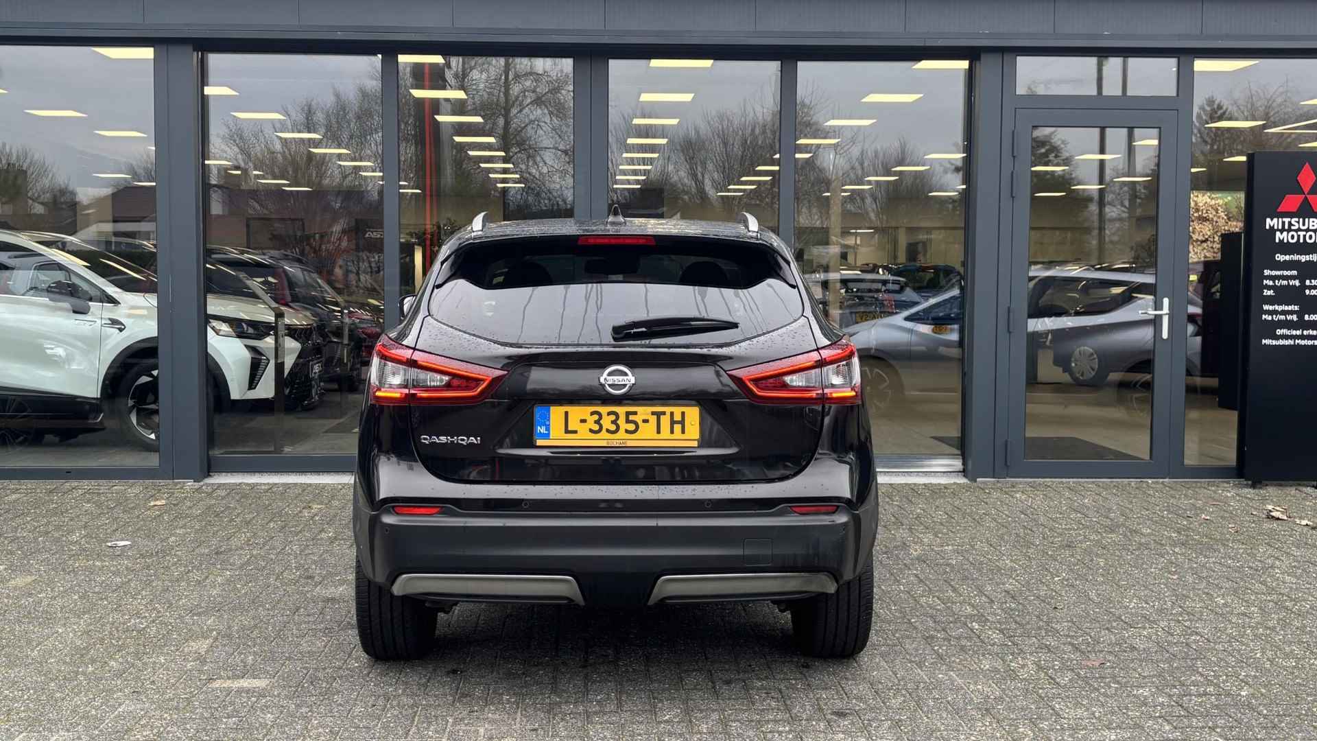 Nissan Qashqai 1.3 DIG-T N-Connecta | Panoramadak | 360 Camera | Stoelverwarming - 22/30